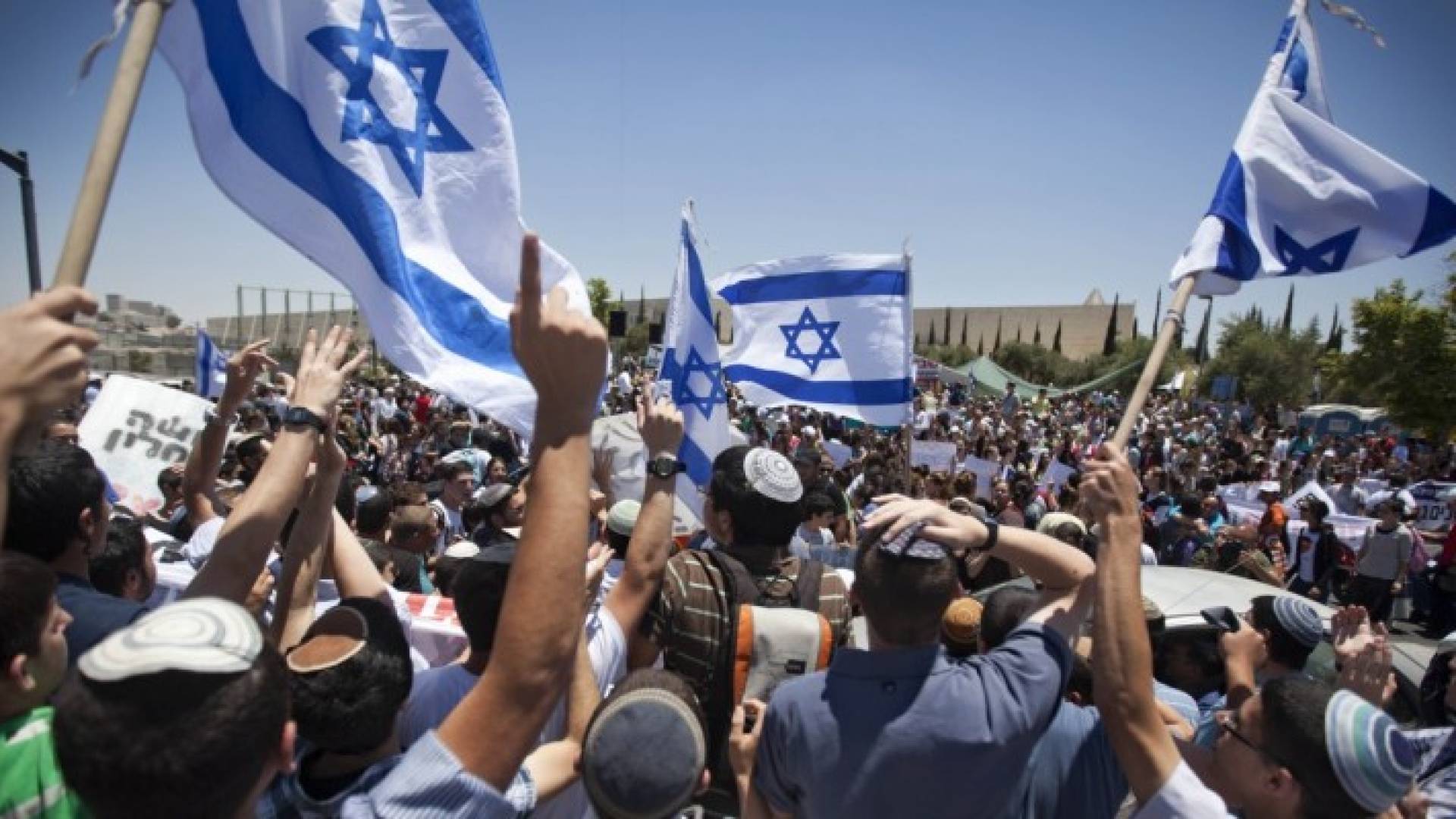 Image 1 from gallery