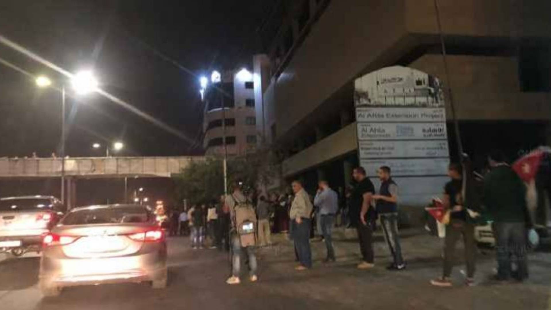 Image 1 from gallery