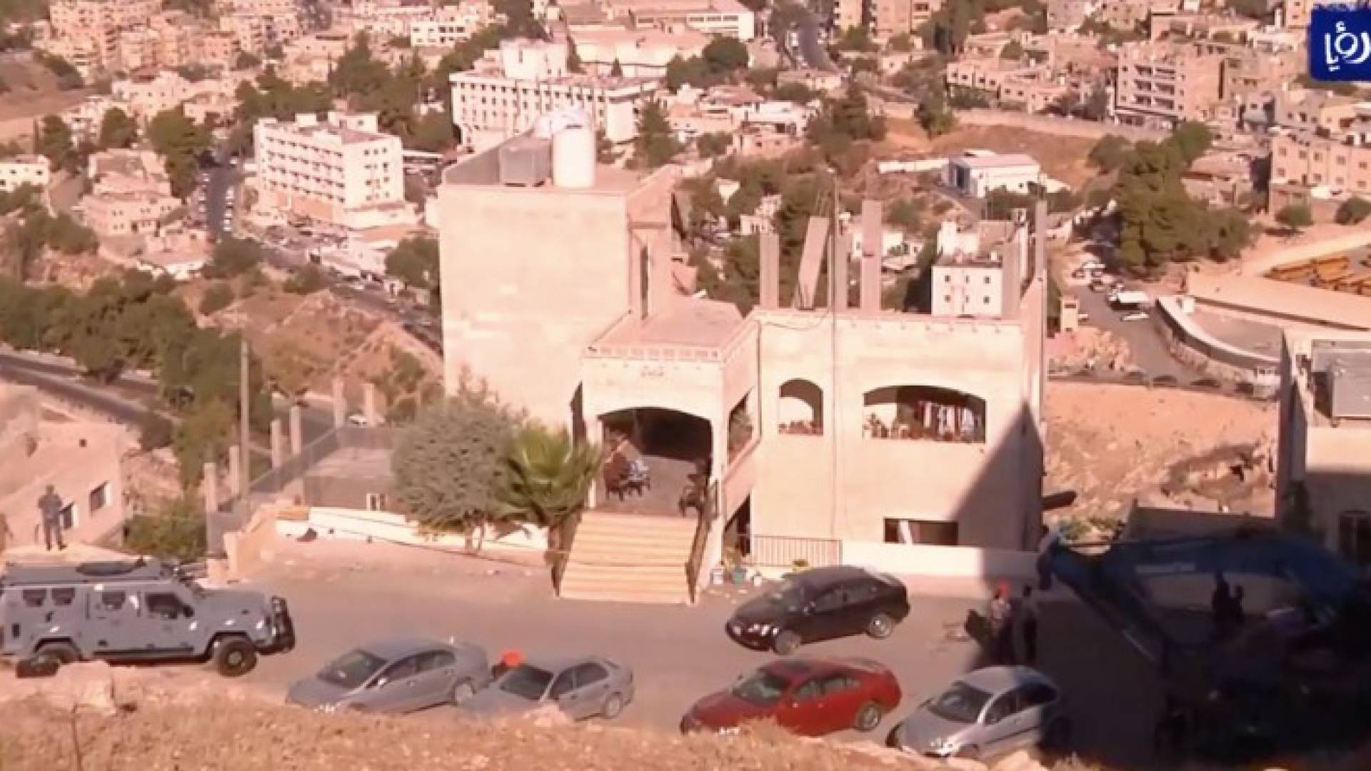 Image 1 from gallery