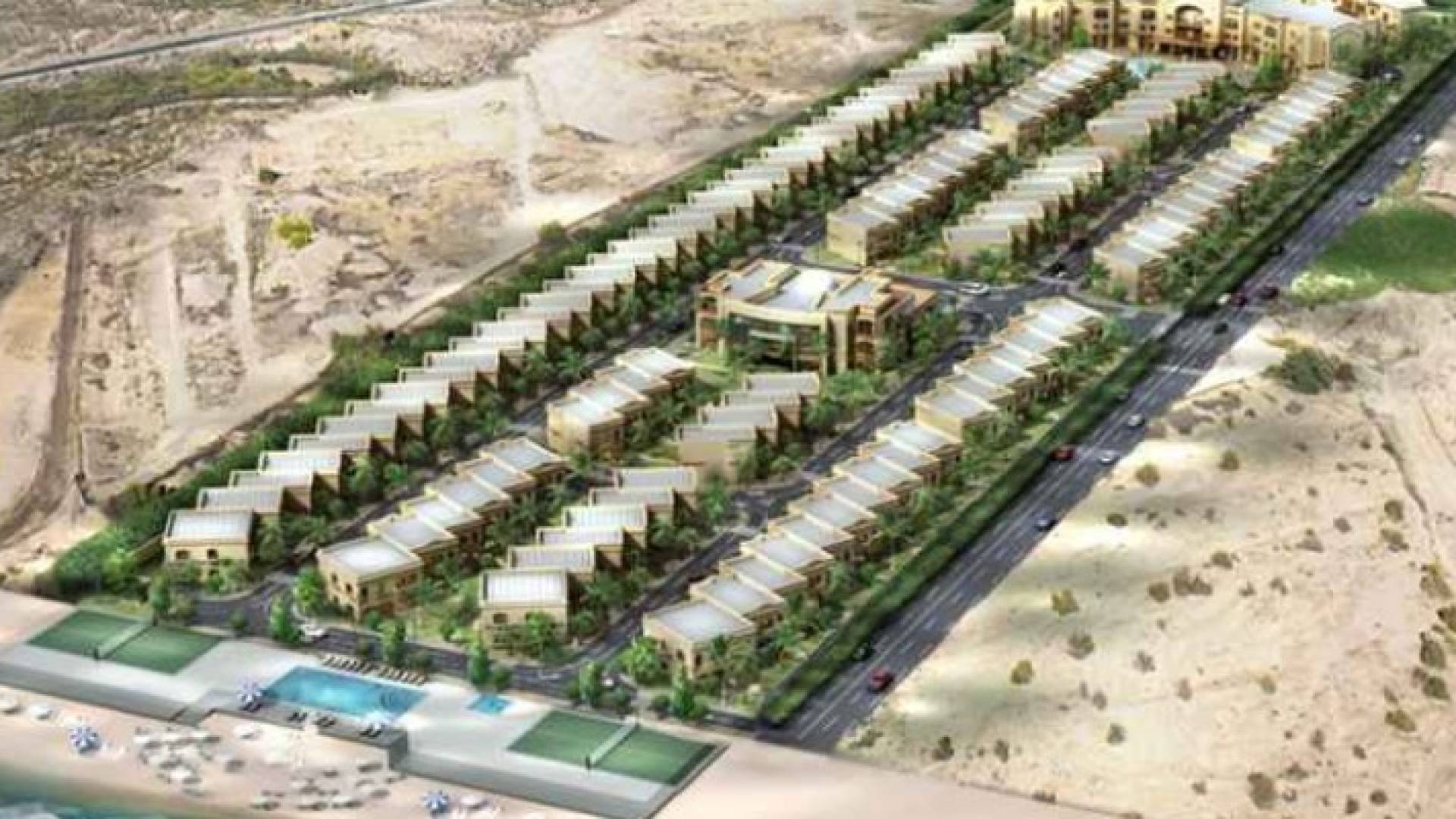 Image 1 from gallery