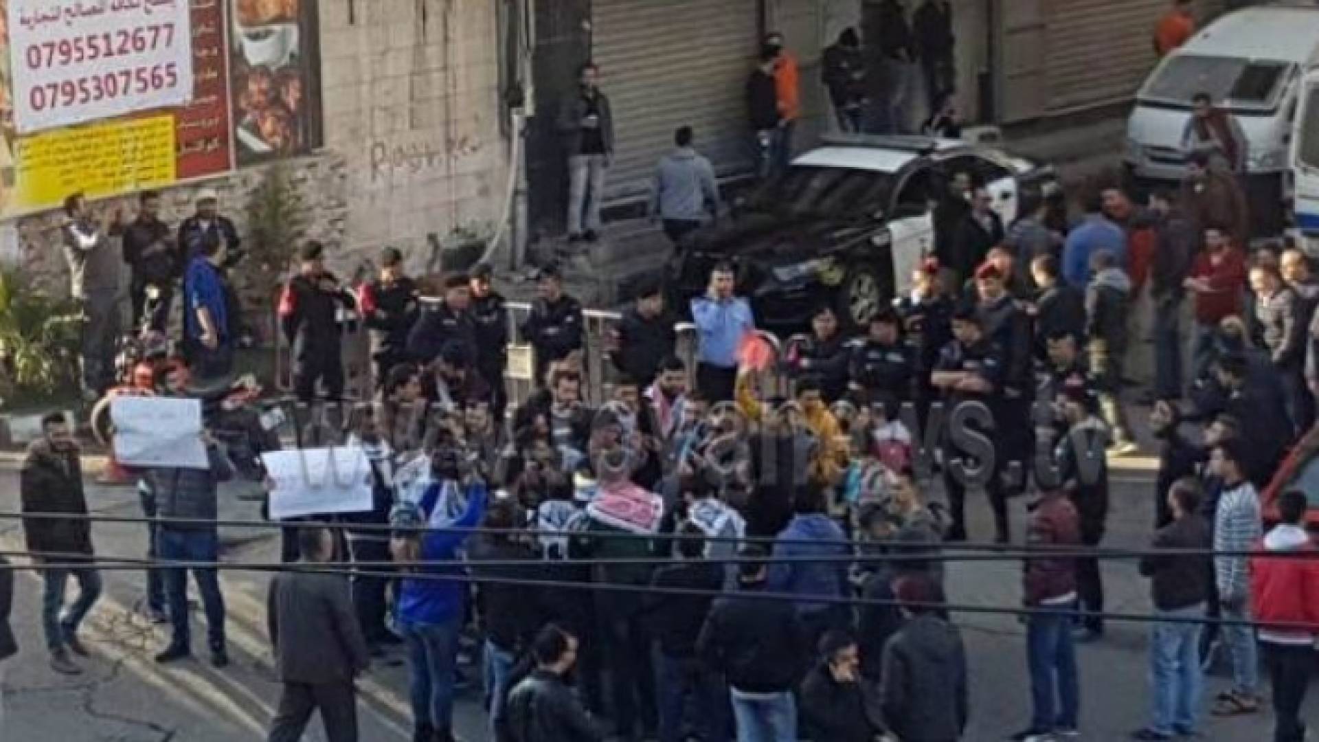 Image 1 from gallery