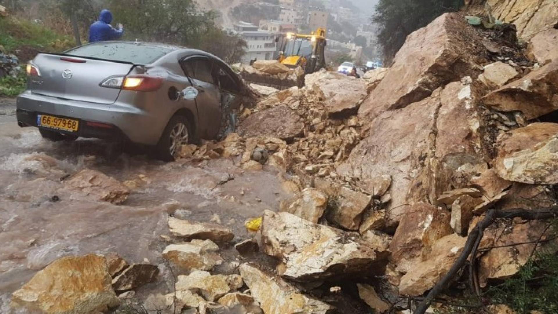 Image 1 from gallery