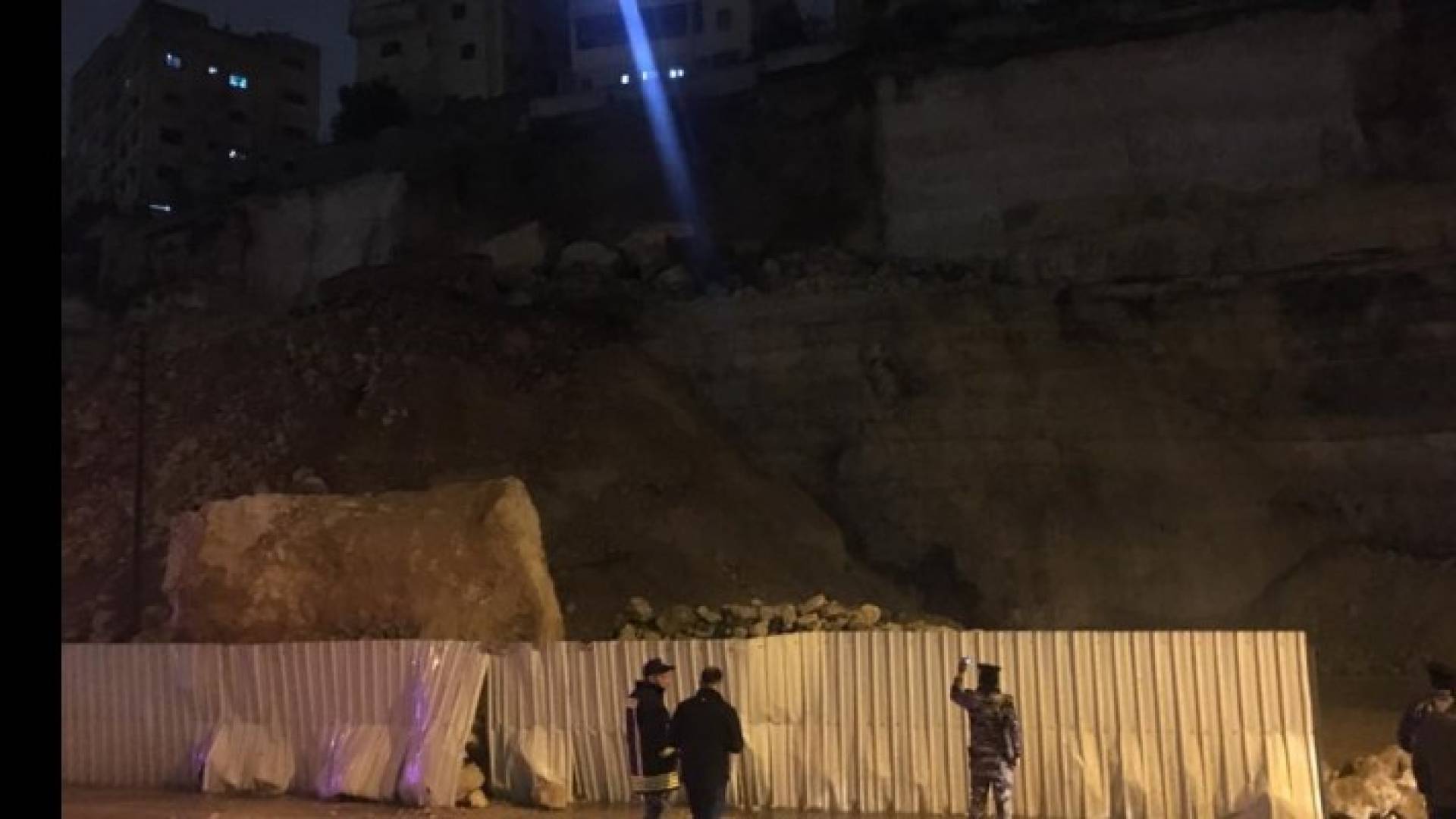 Image 1 from gallery