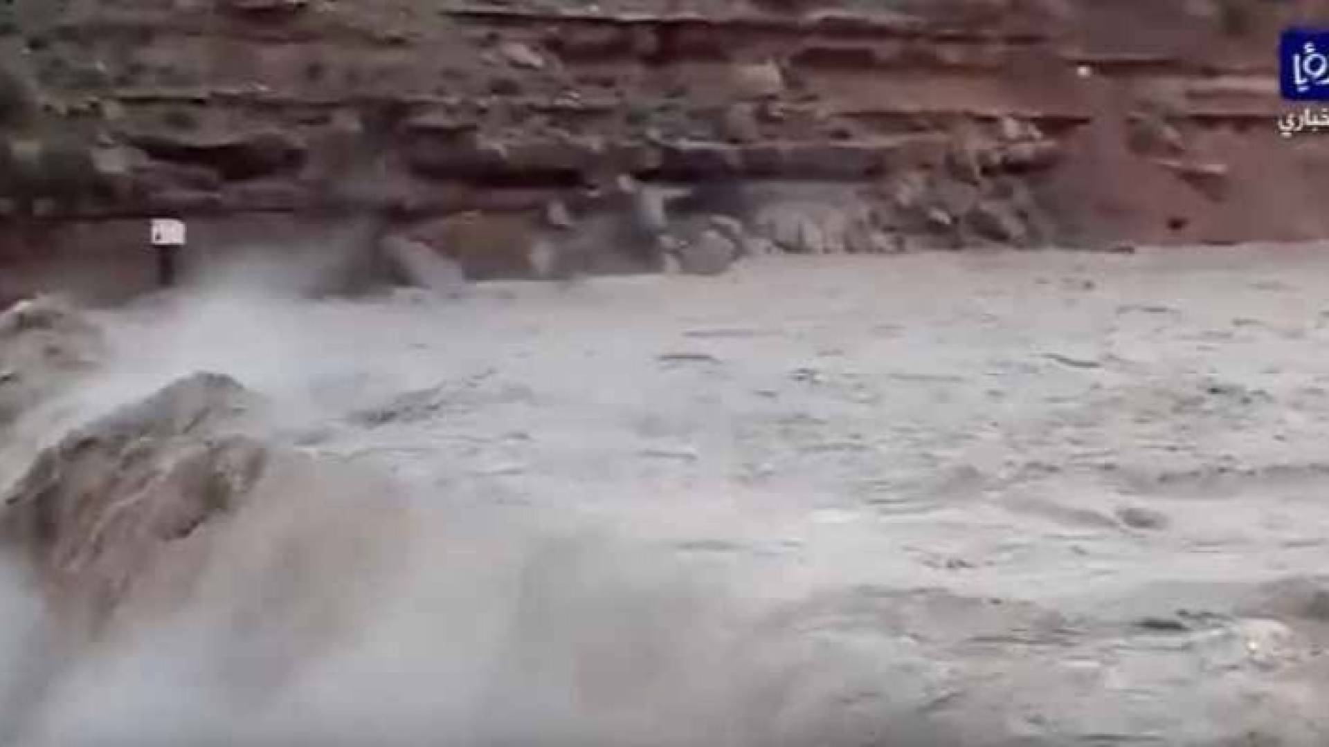 Image 1 from gallery