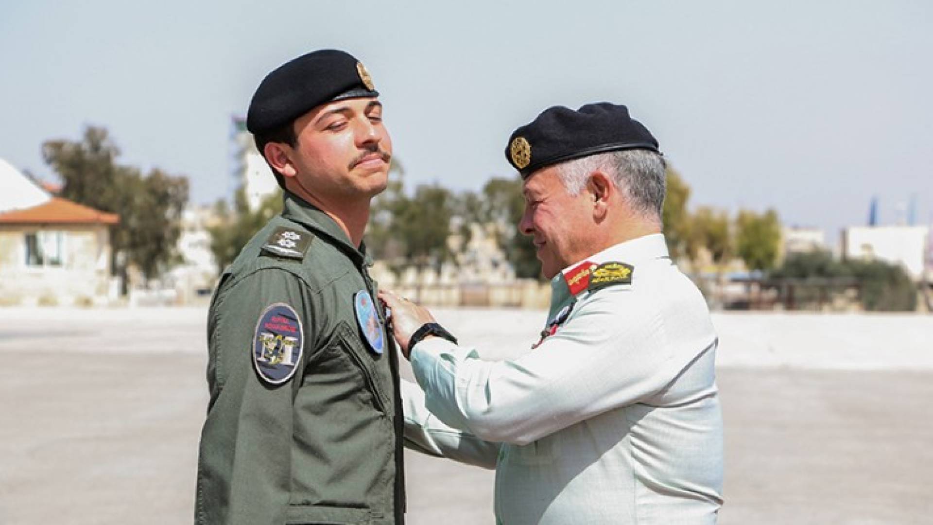 Image 1 from gallery