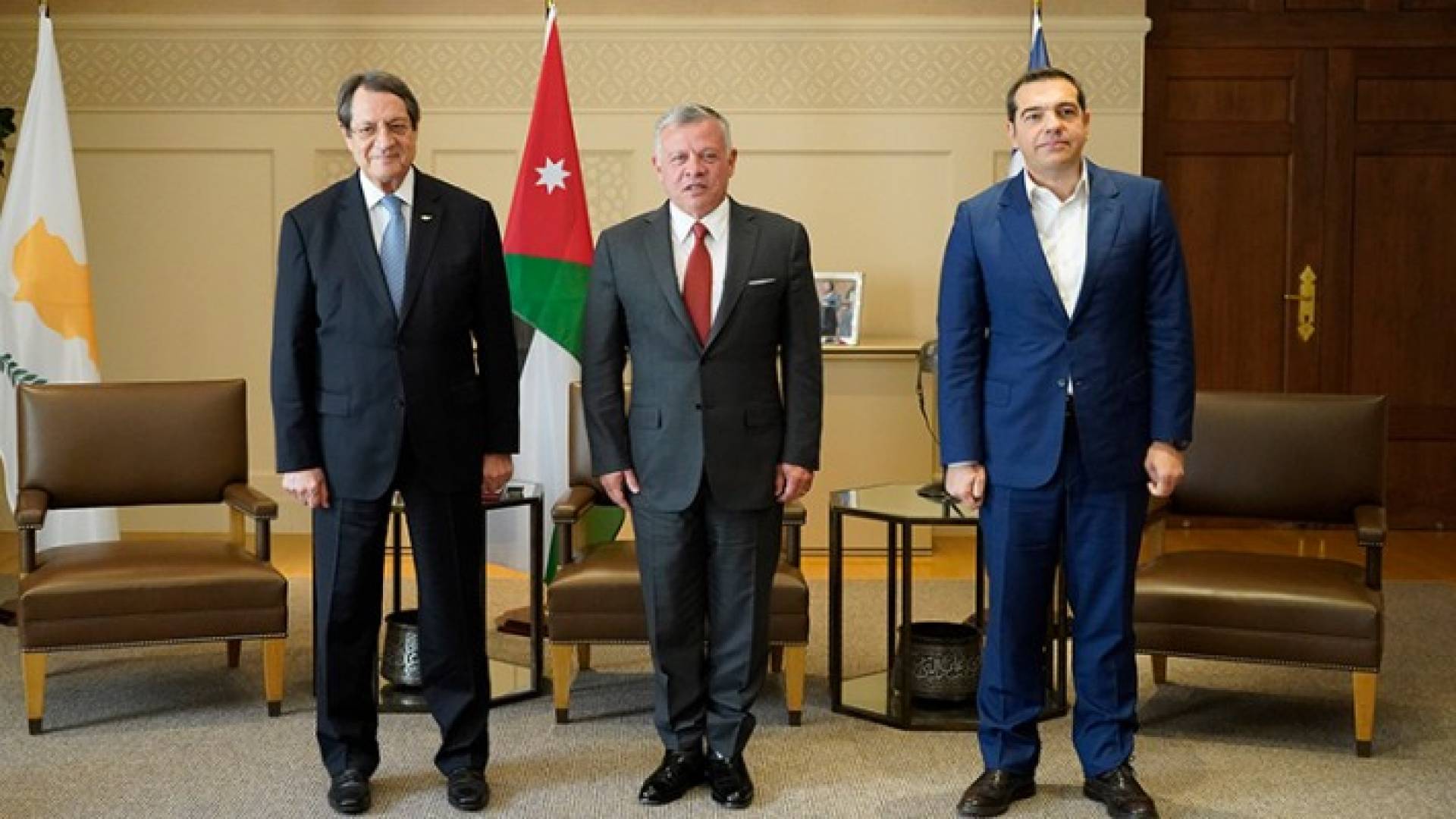 Image 1 from gallery