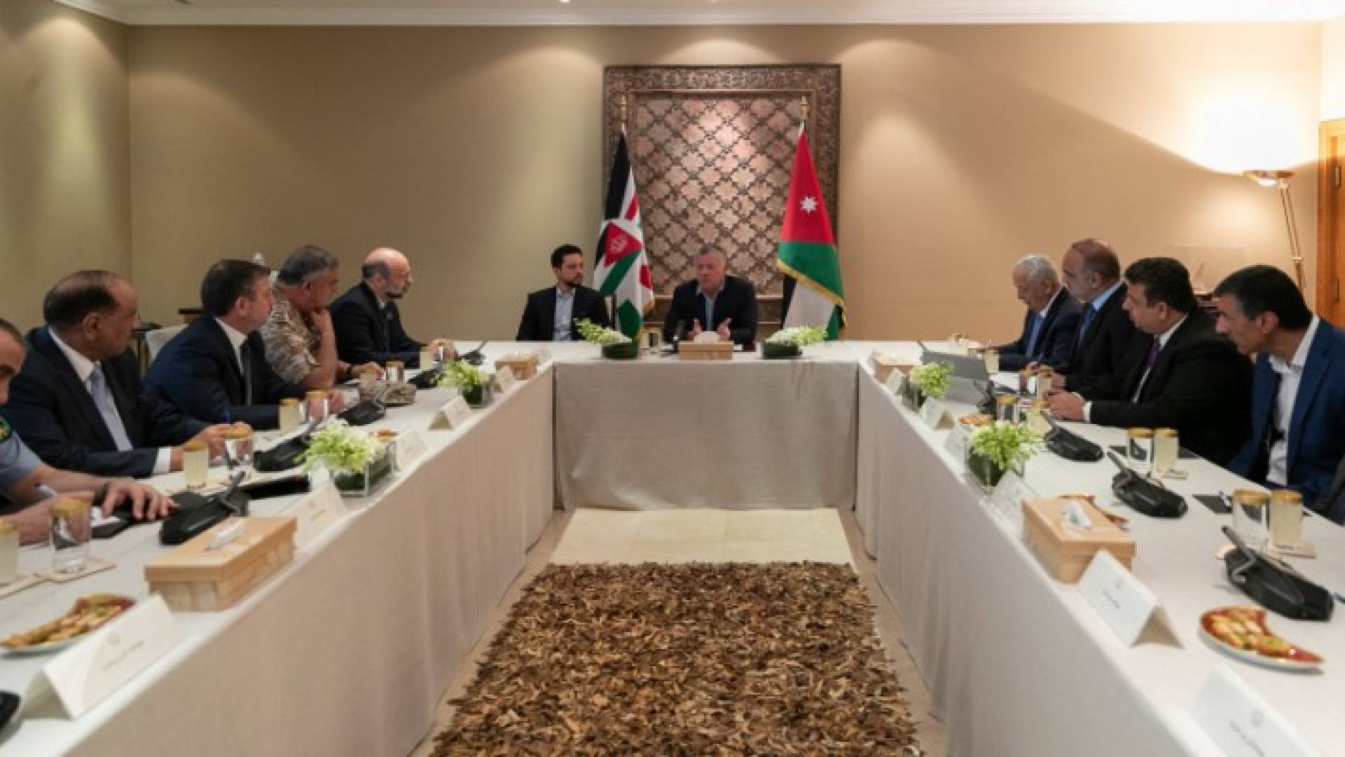 Image 1 from gallery