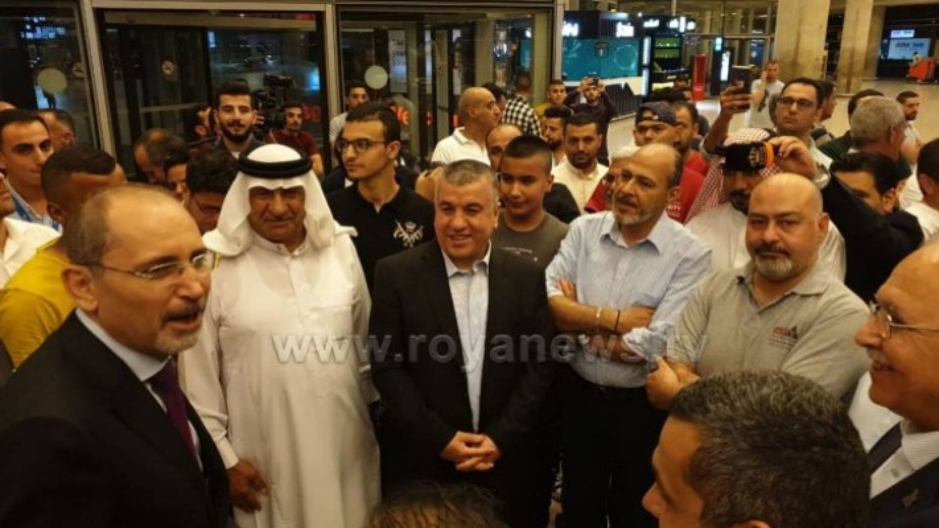 Image 1 from gallery