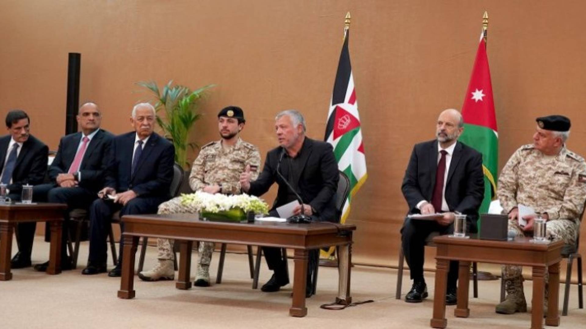 Image 1 from gallery