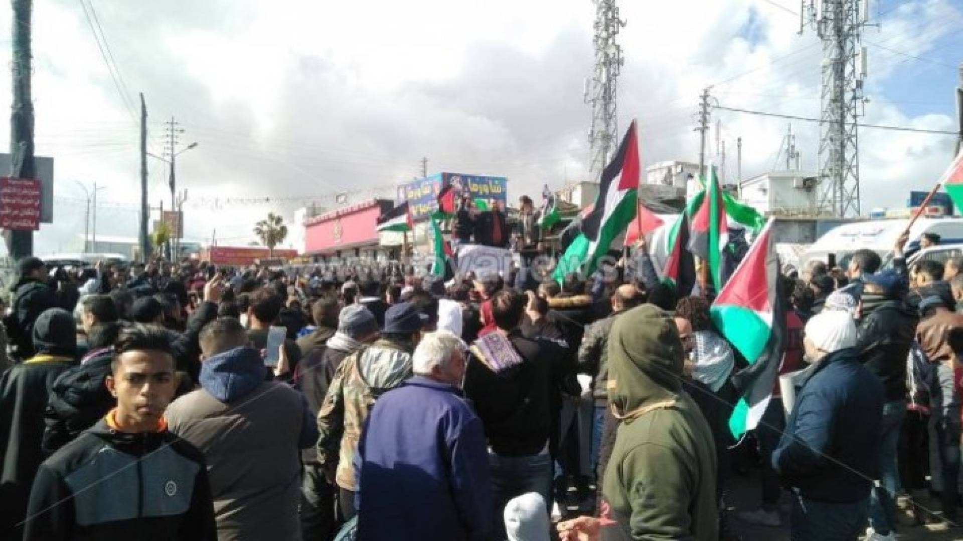 Image 1 from gallery