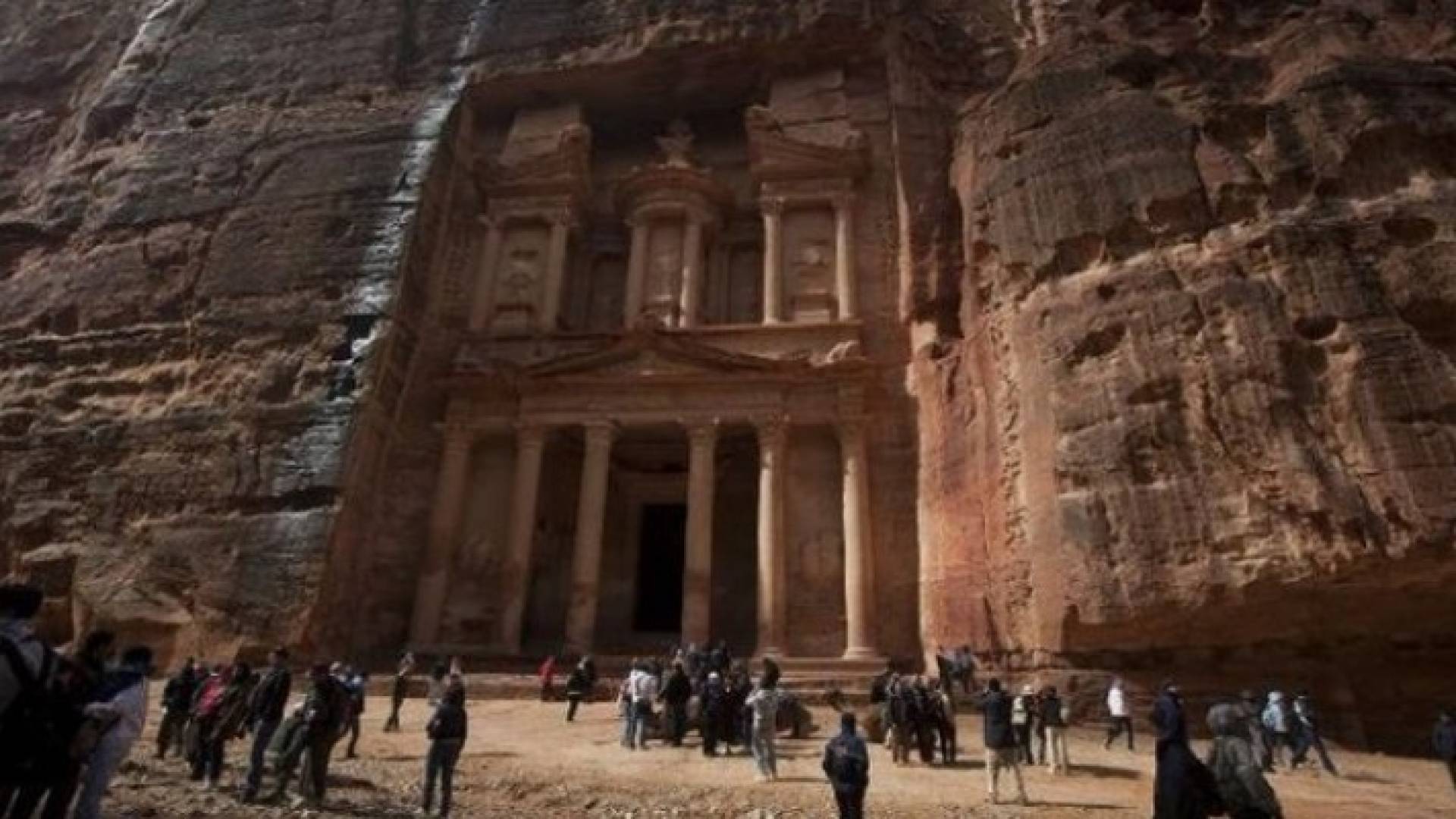 Image 1 from gallery