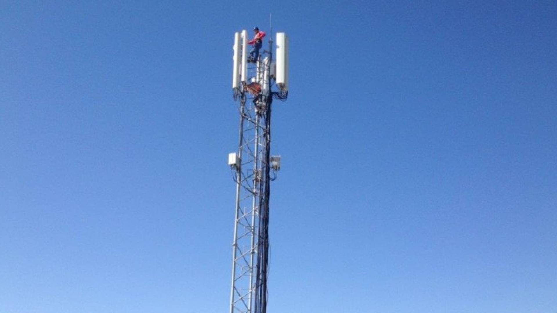 Image 1 from gallery