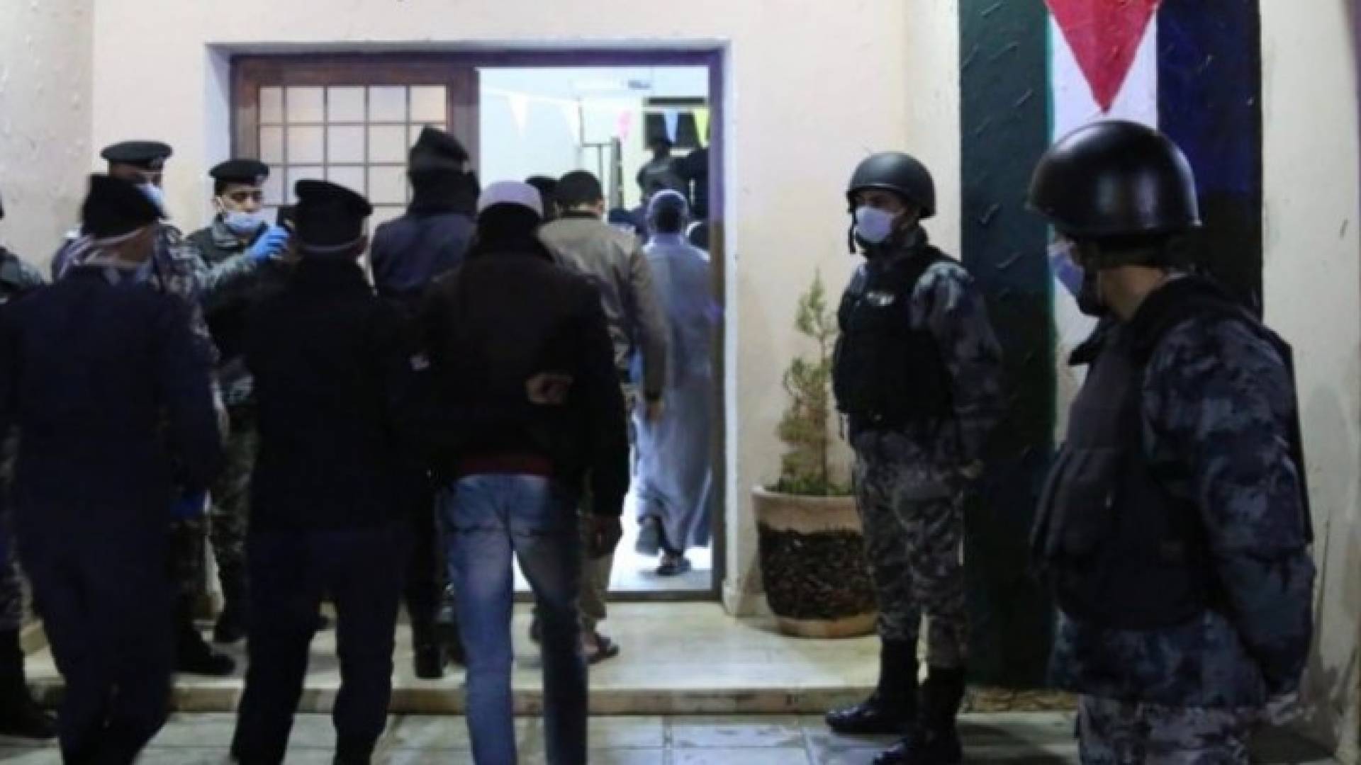 Image 1 from gallery