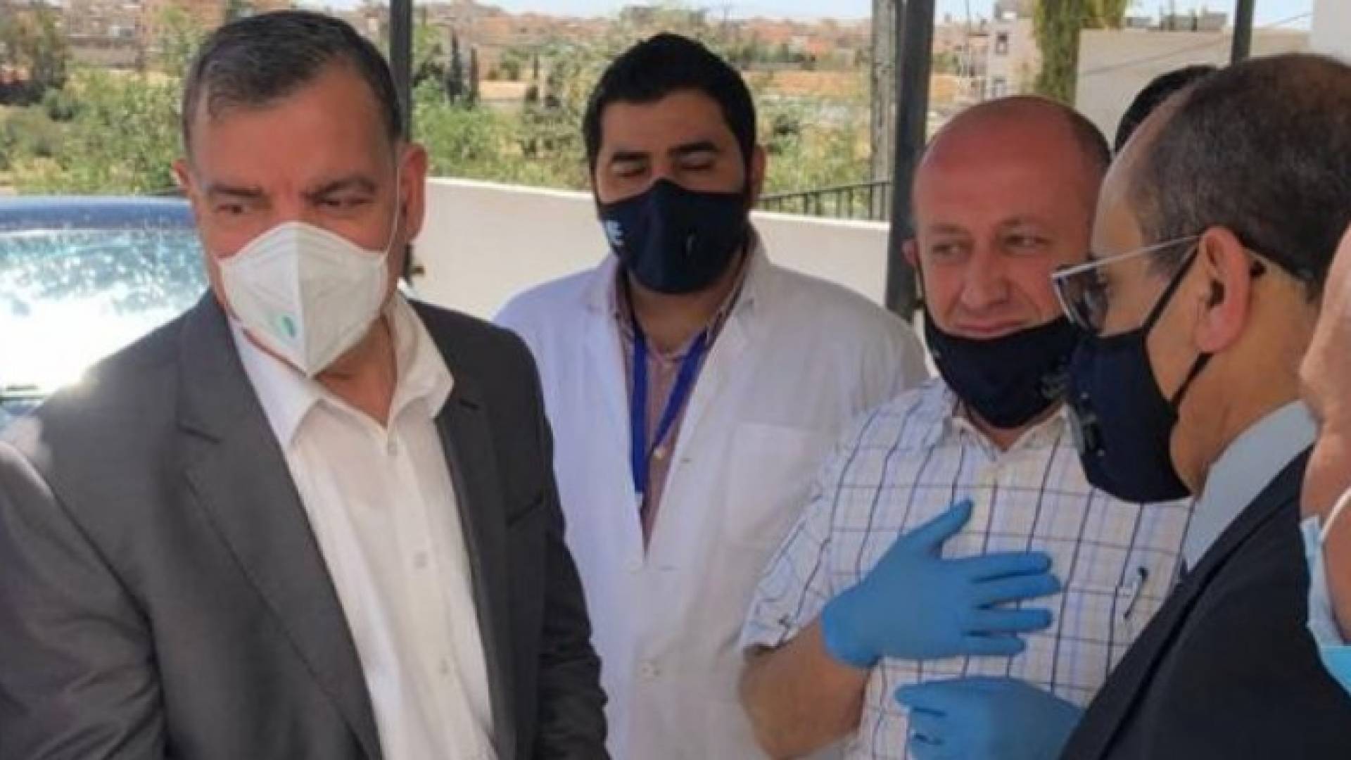 Image 1 from gallery