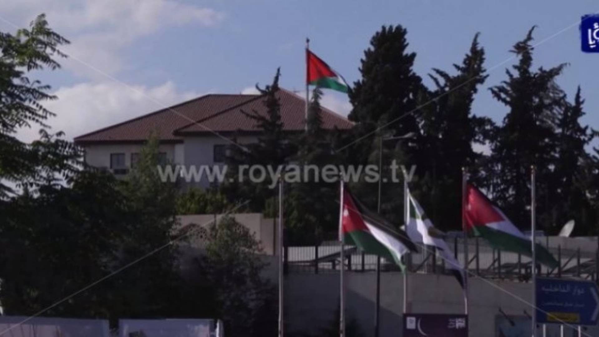 Image 1 from gallery