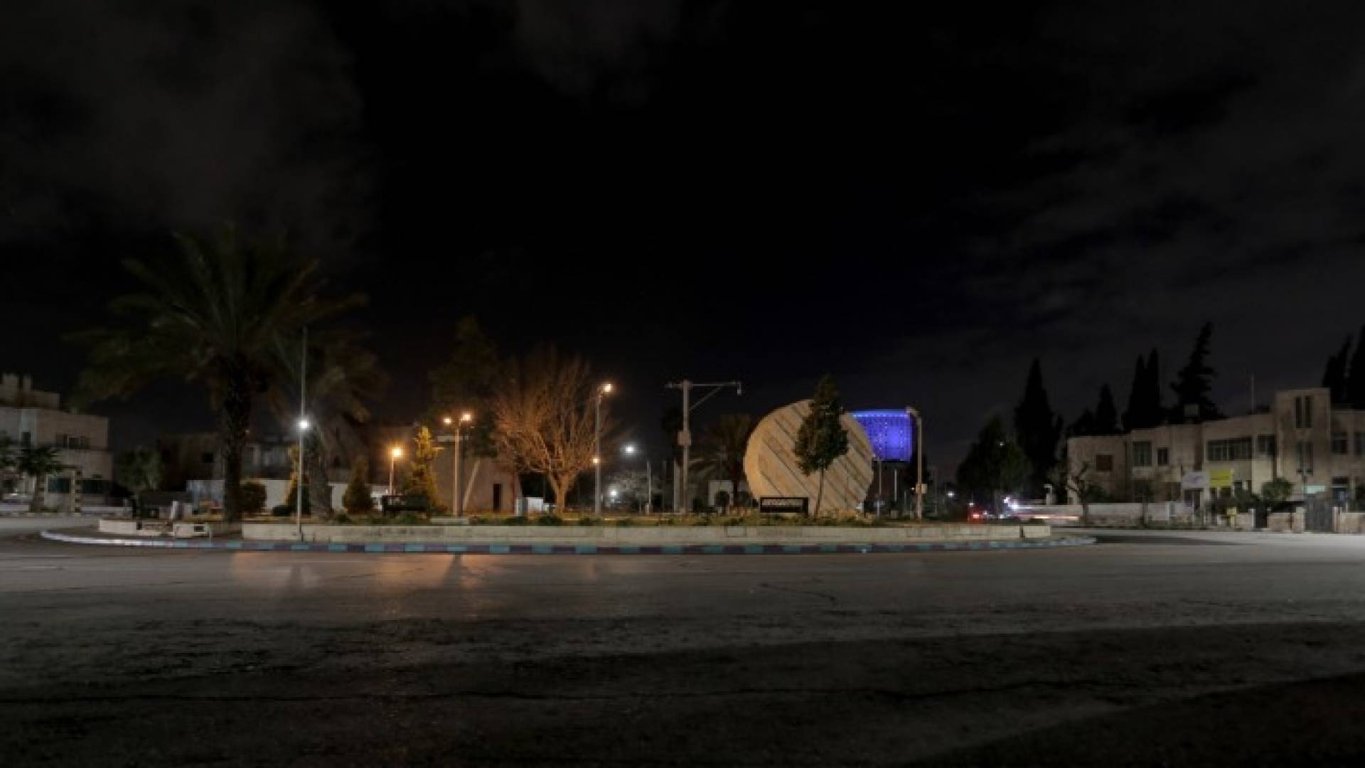 Image 1 from gallery