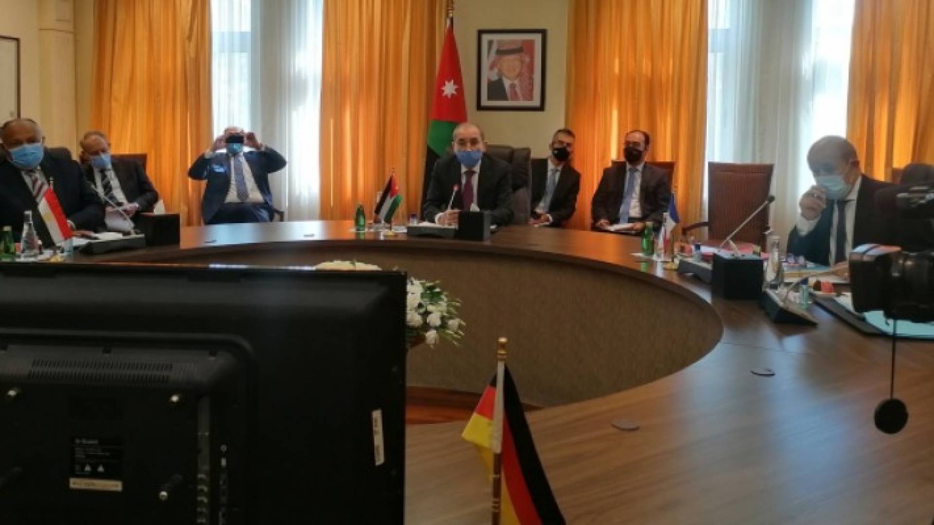 Image 1 from gallery