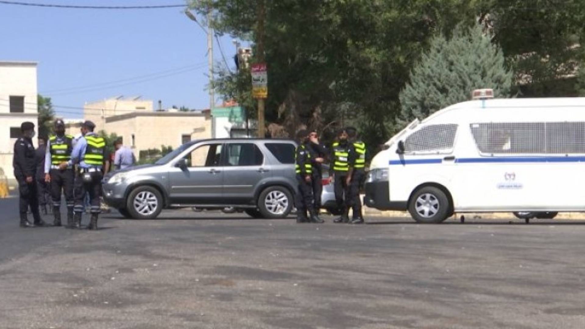 Image 1 from gallery