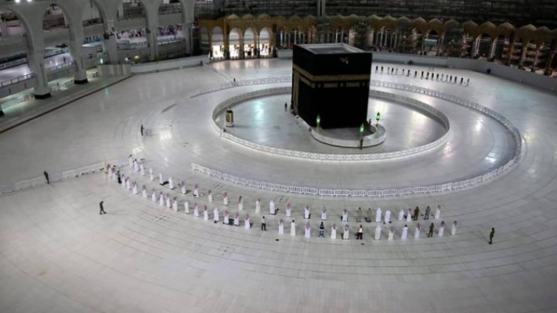 Image 1 from gallery