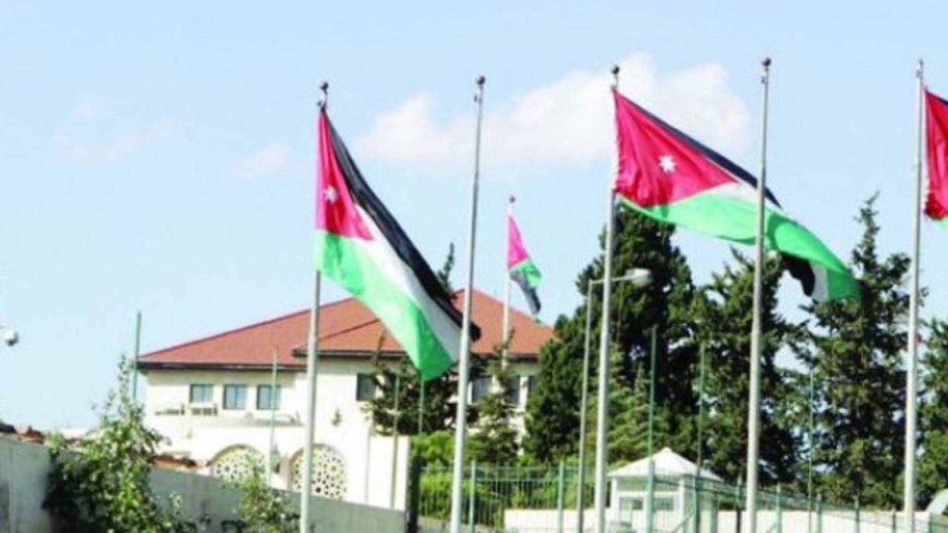 Image 1 from gallery