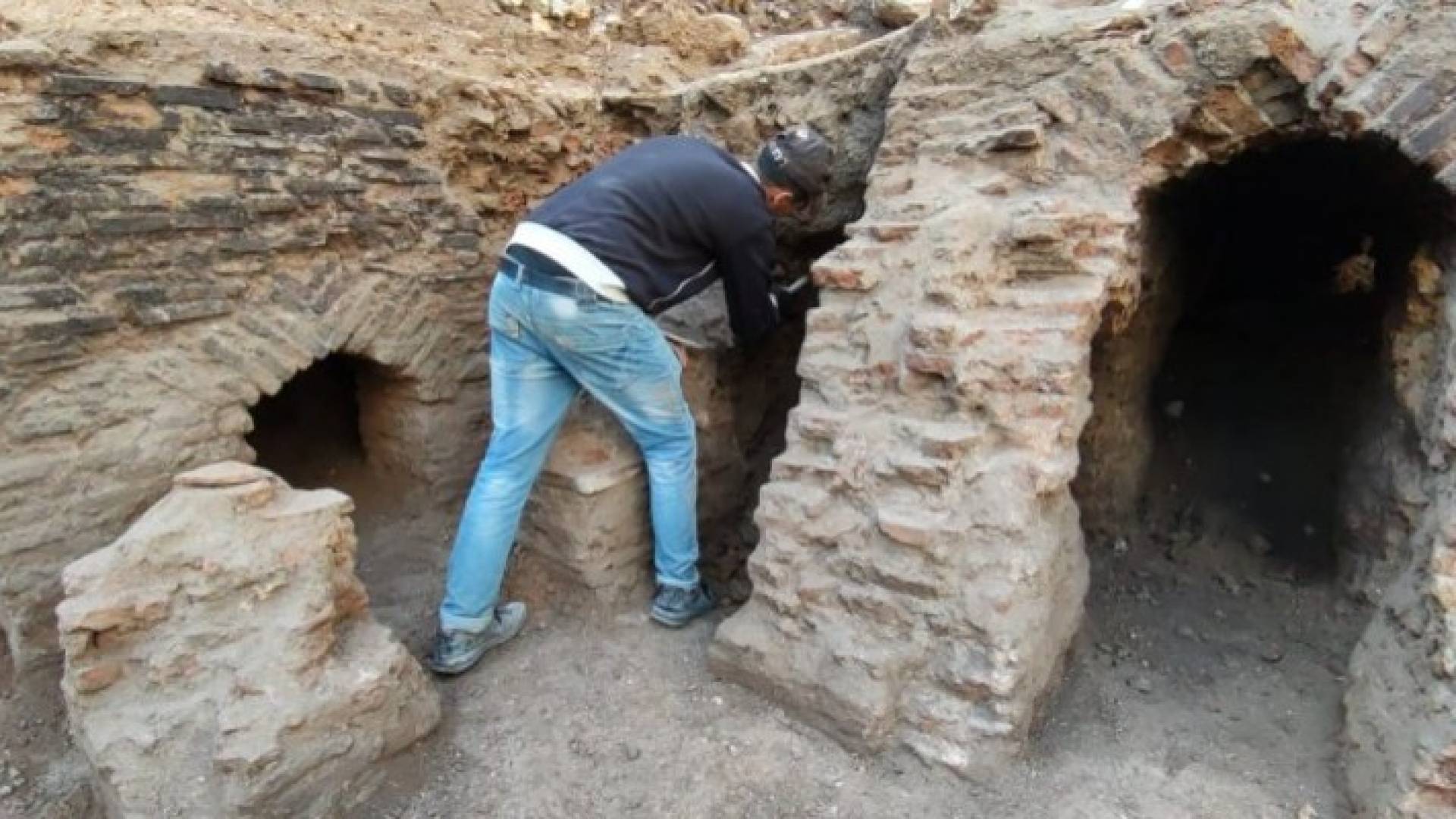 Image 1 from gallery