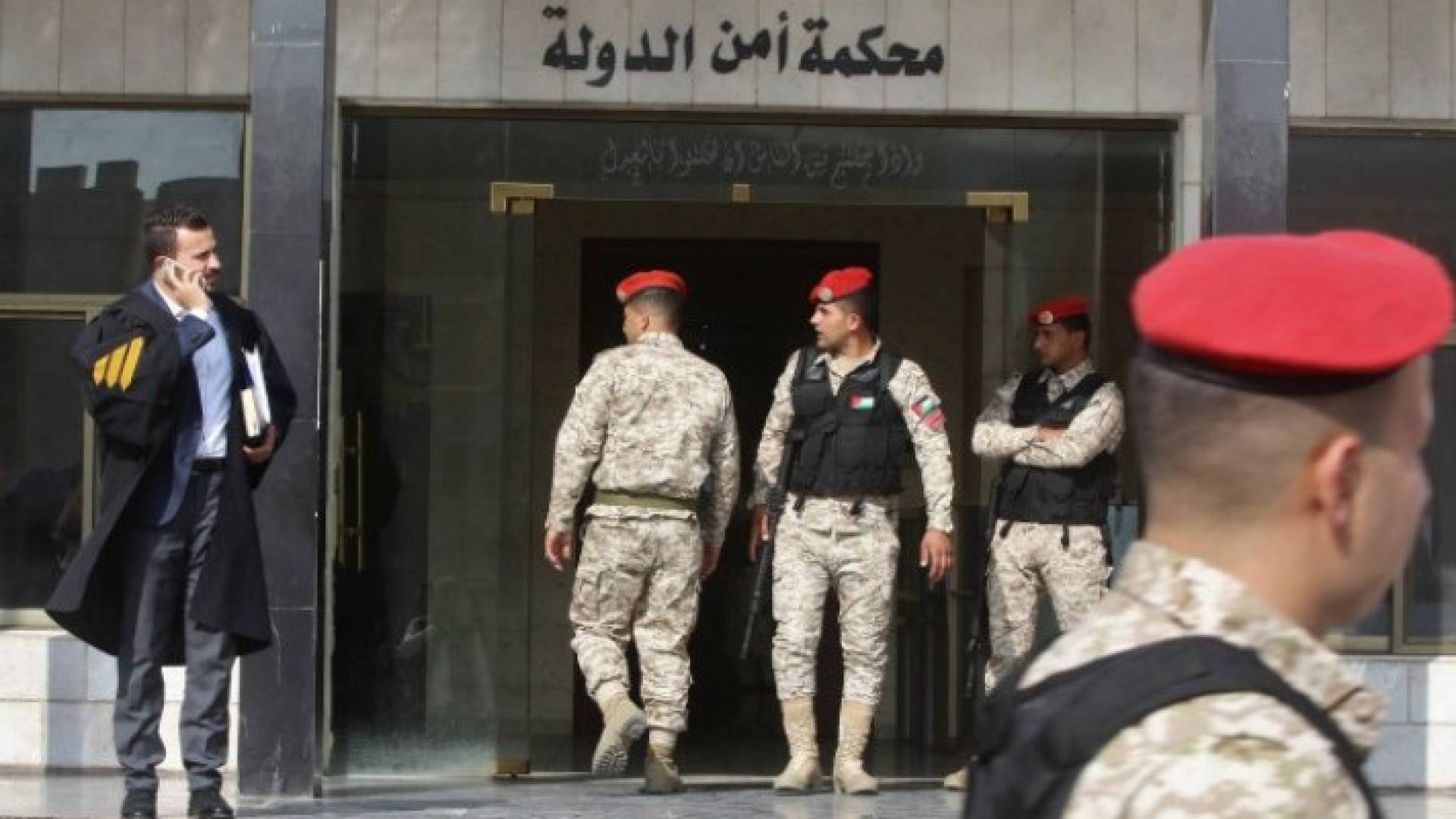 Image 1 from gallery