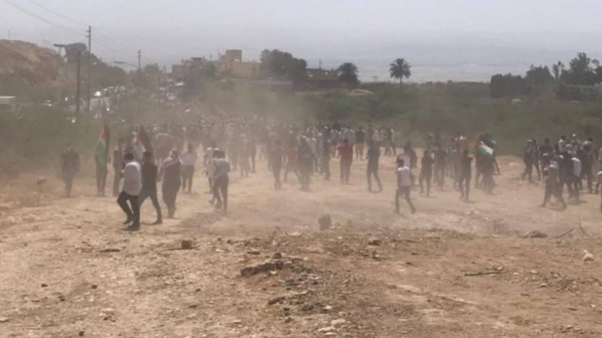 Image 1 from gallery