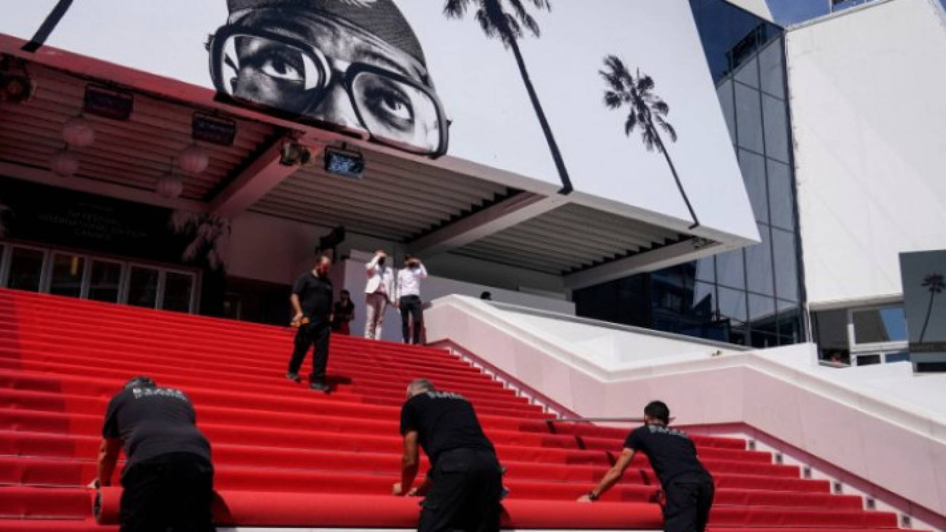 Image 1 from gallery