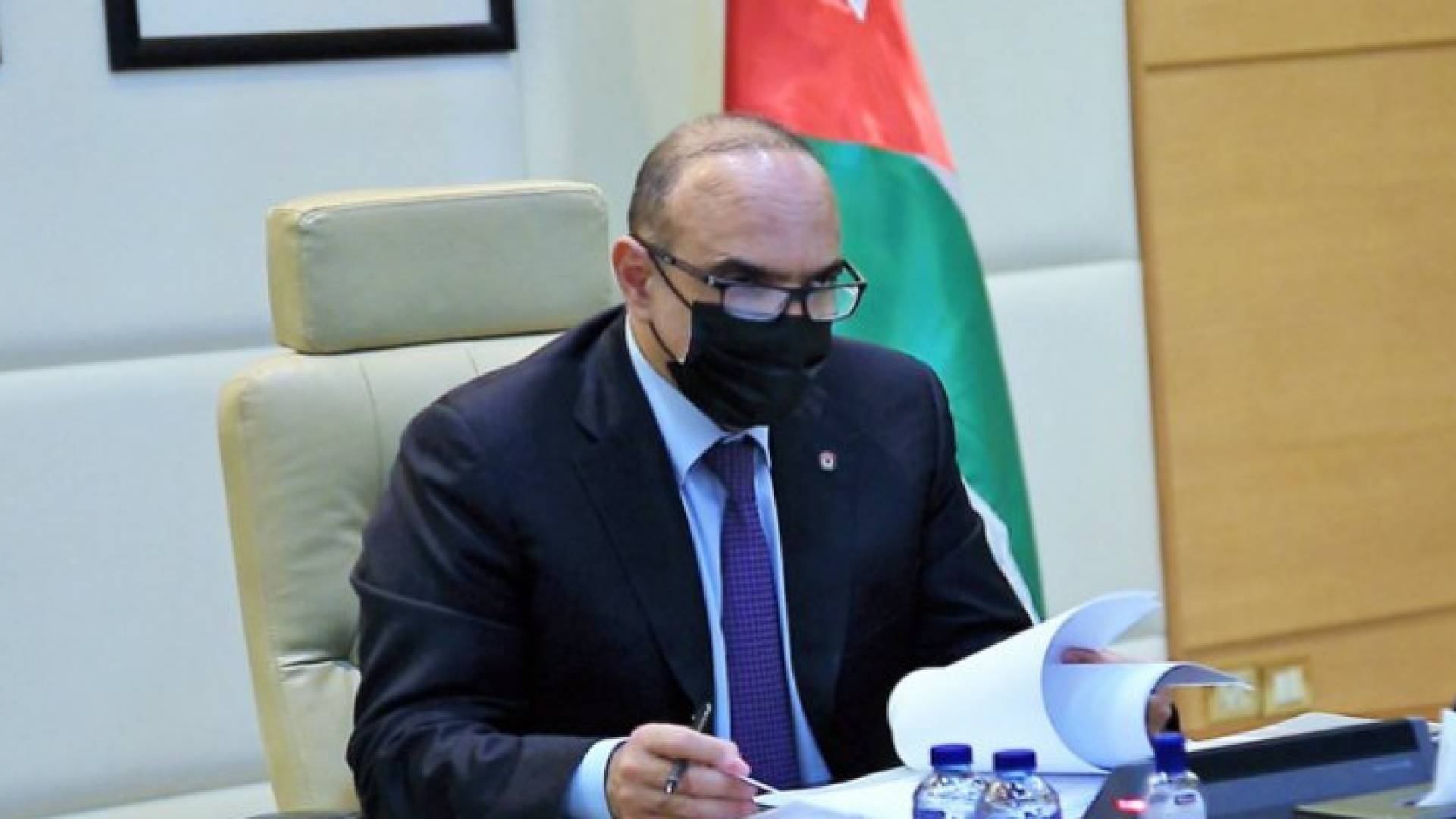 Image 1 from gallery