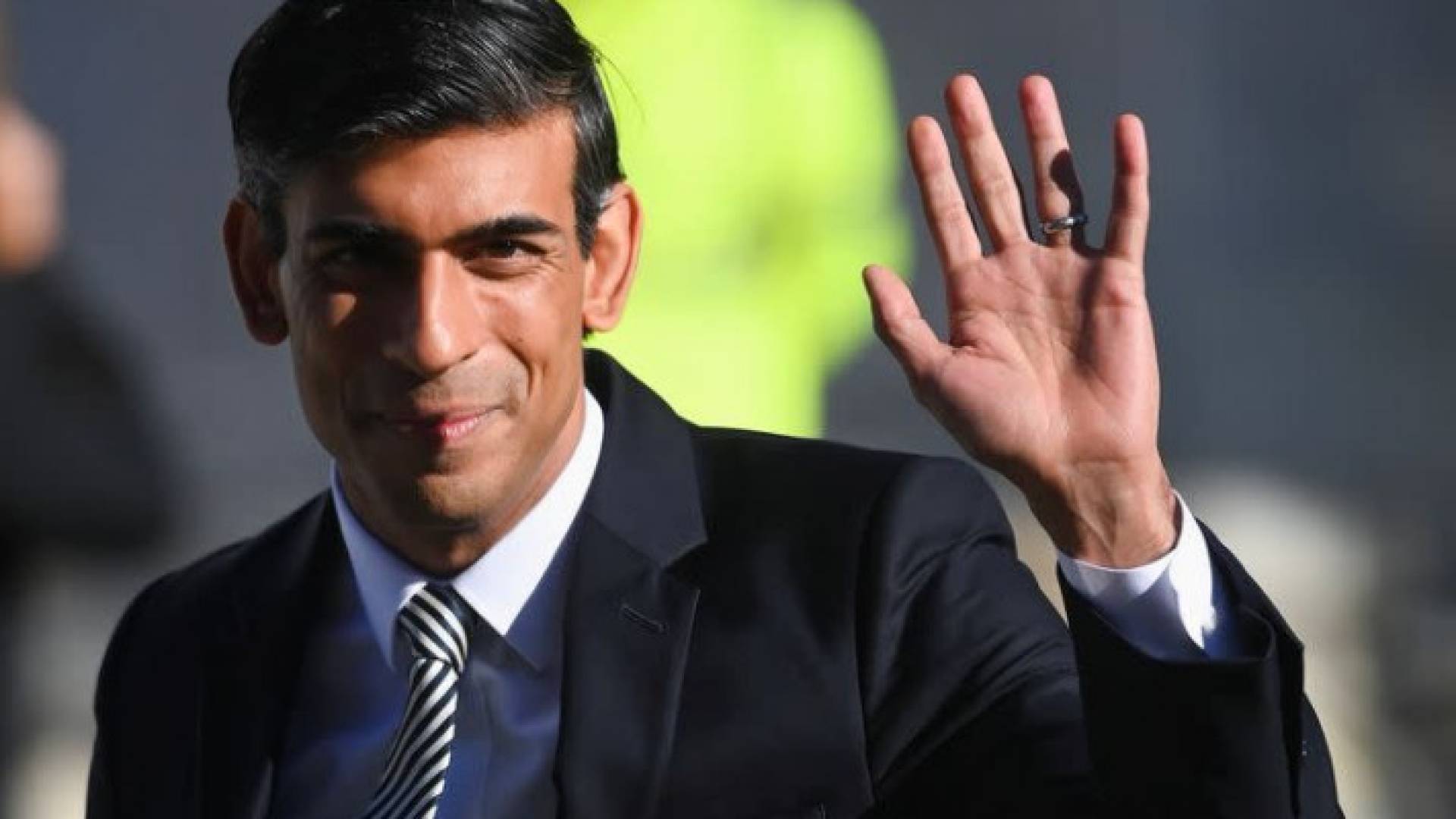 Image 1 from gallery