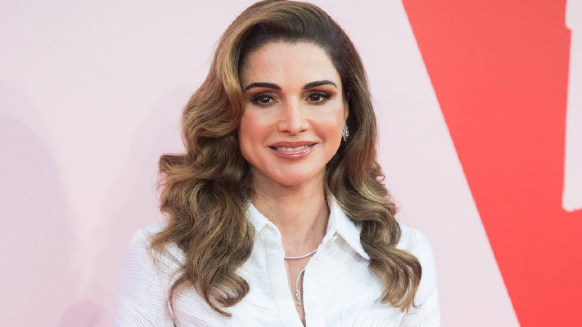 Image 1 from gallery