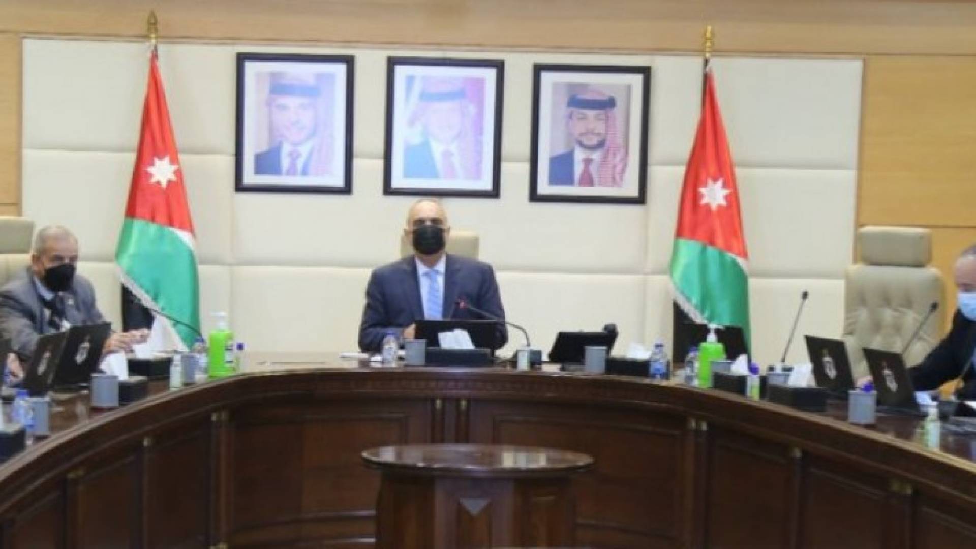 Image 1 from gallery