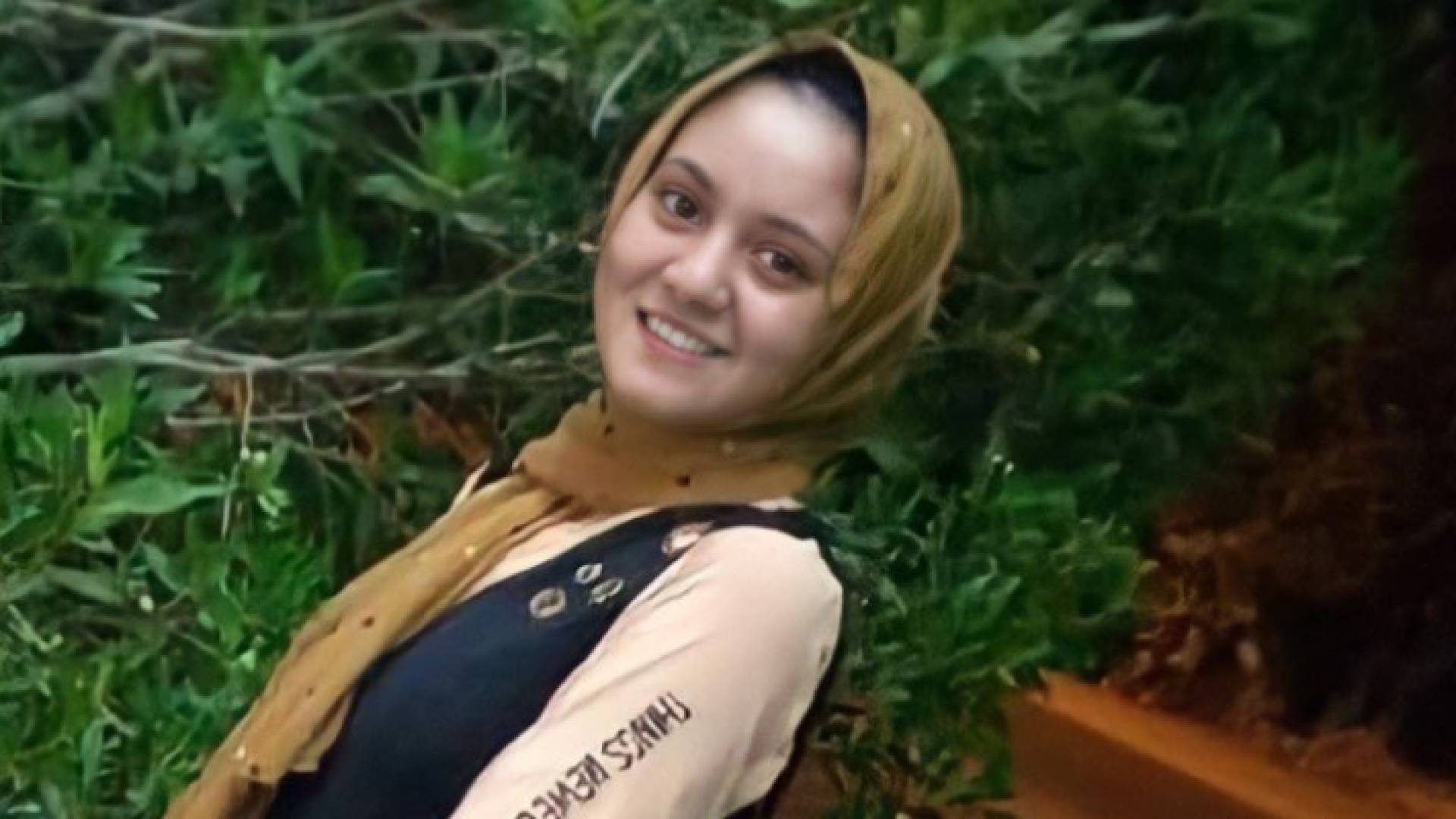 Image 1 from gallery