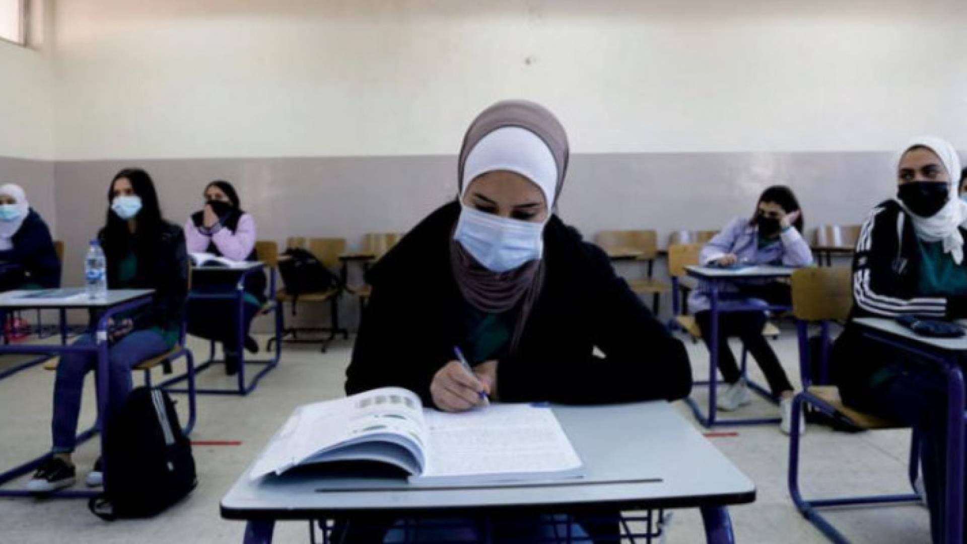 Image 1 from gallery