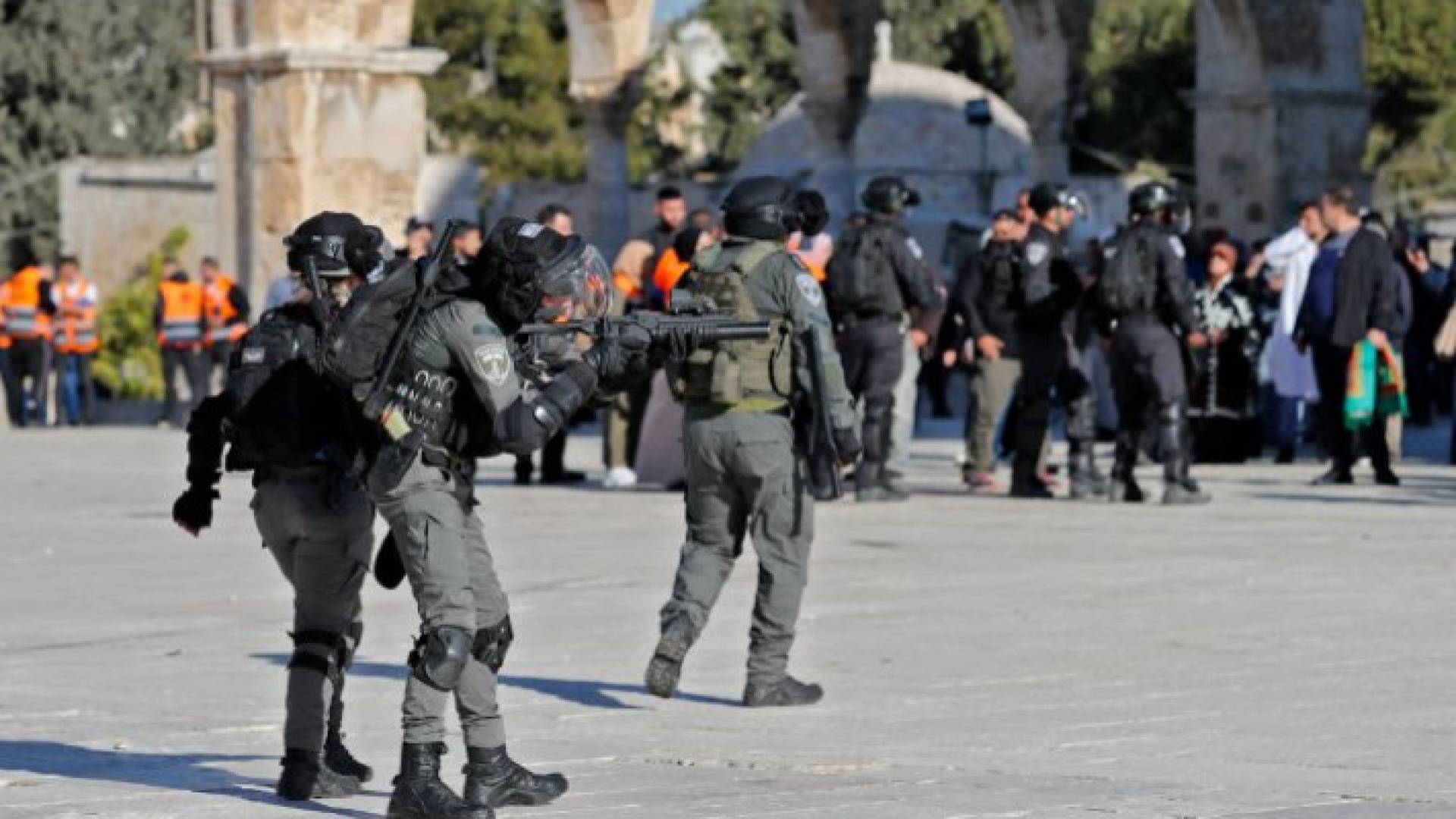 Image 1 from gallery