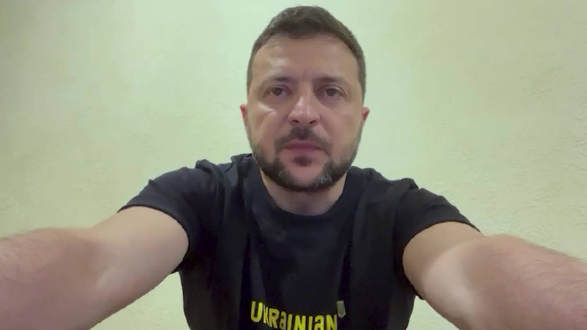 Image 1 from gallery