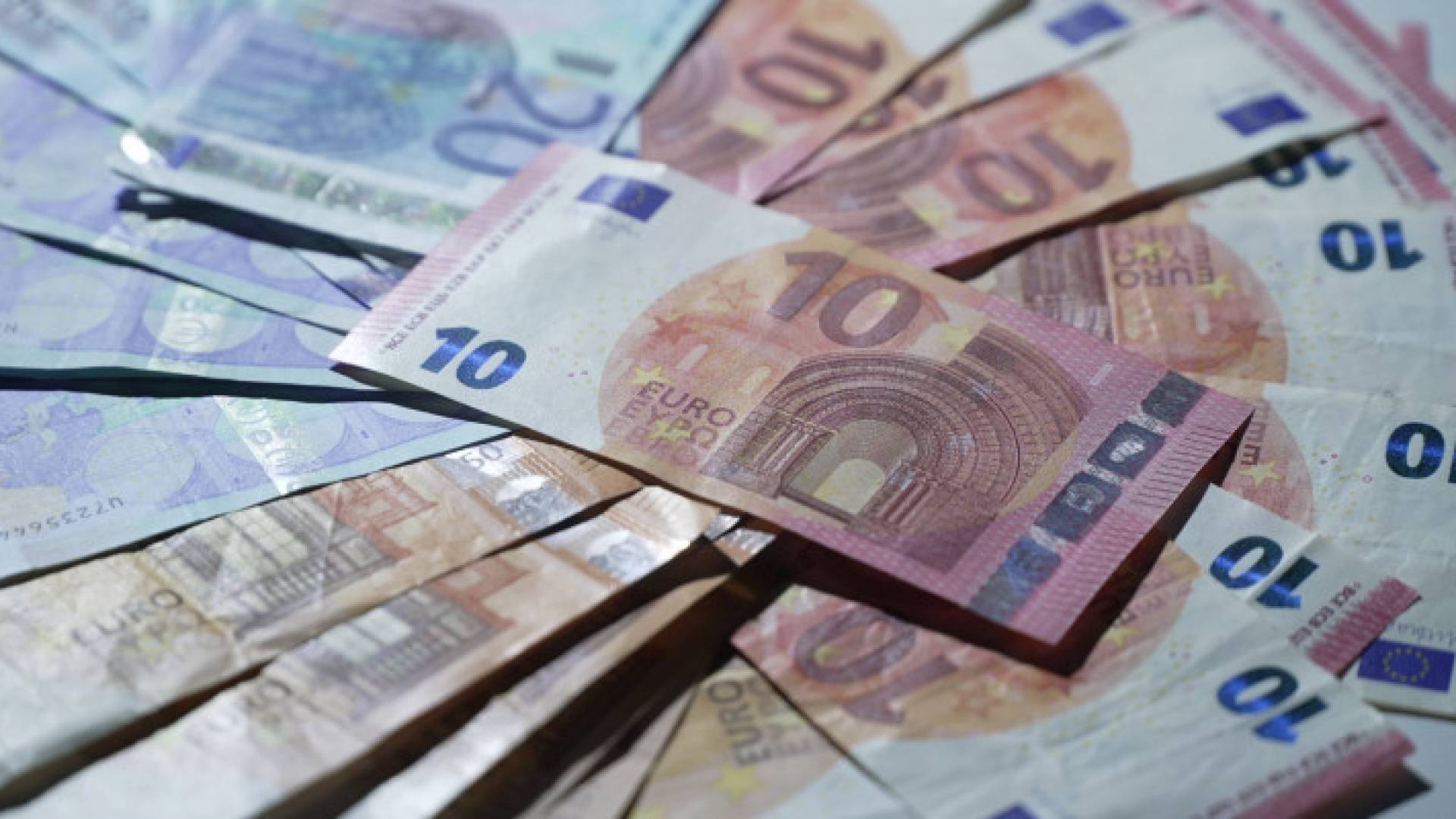 Image 1 from gallery