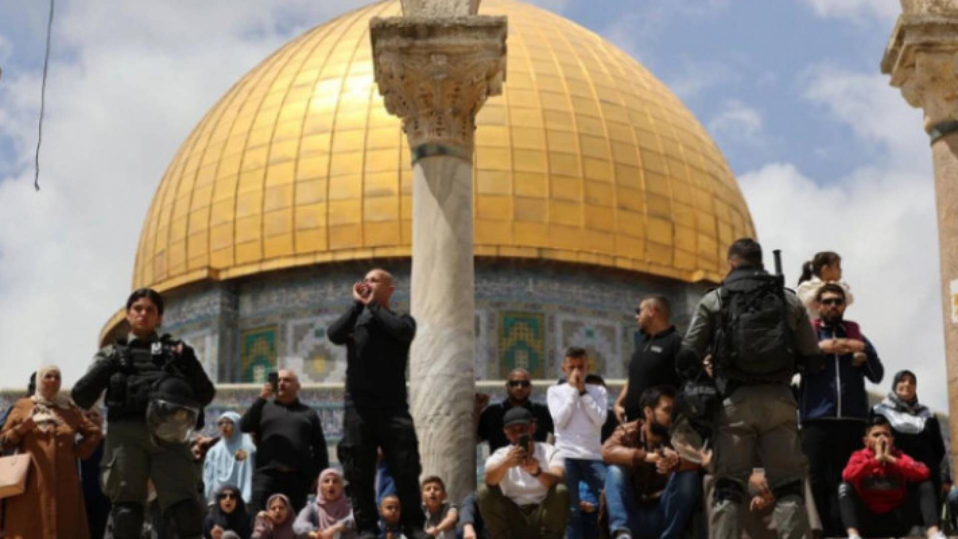 Image 1 from gallery