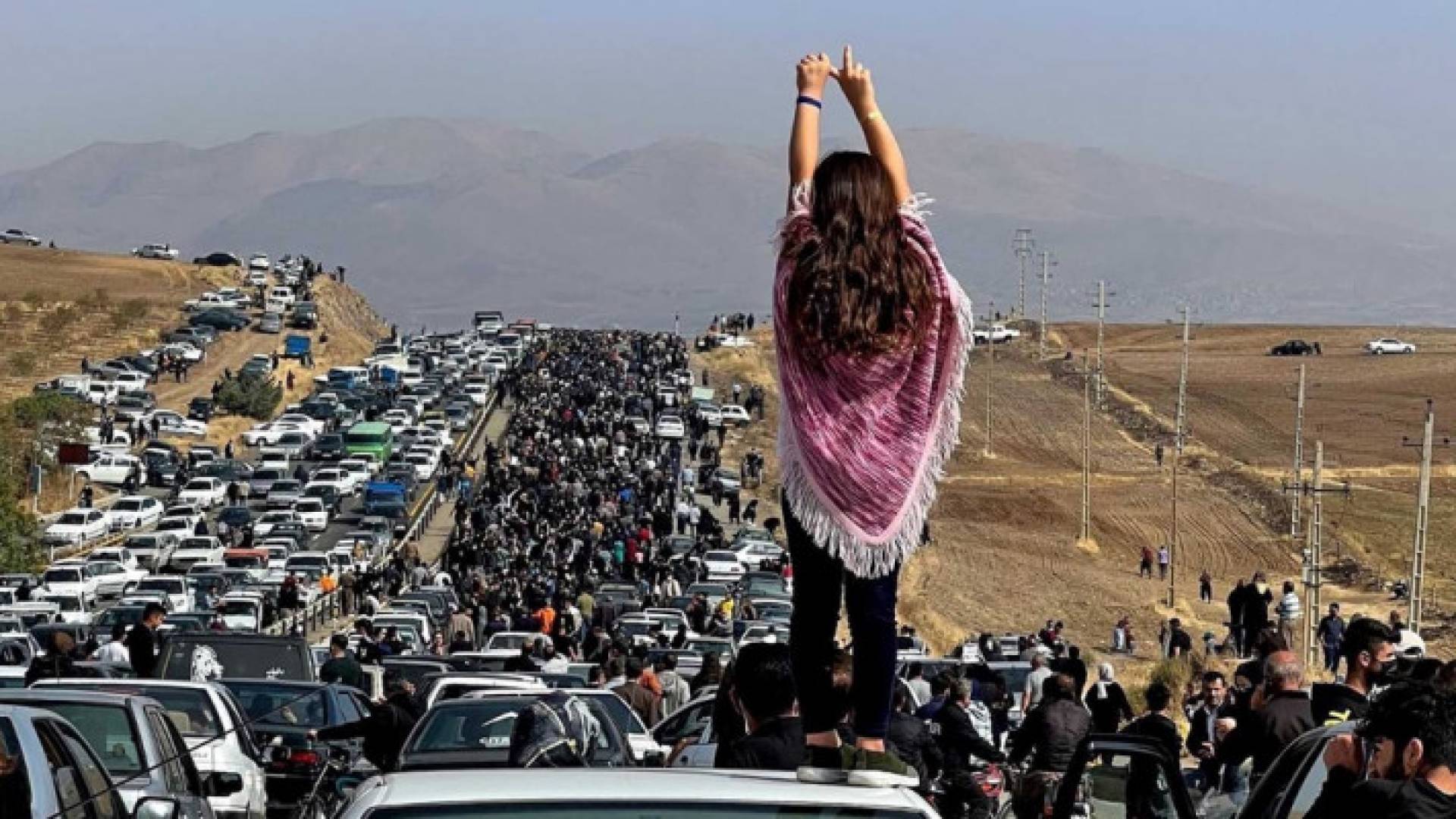 Image 1 from gallery