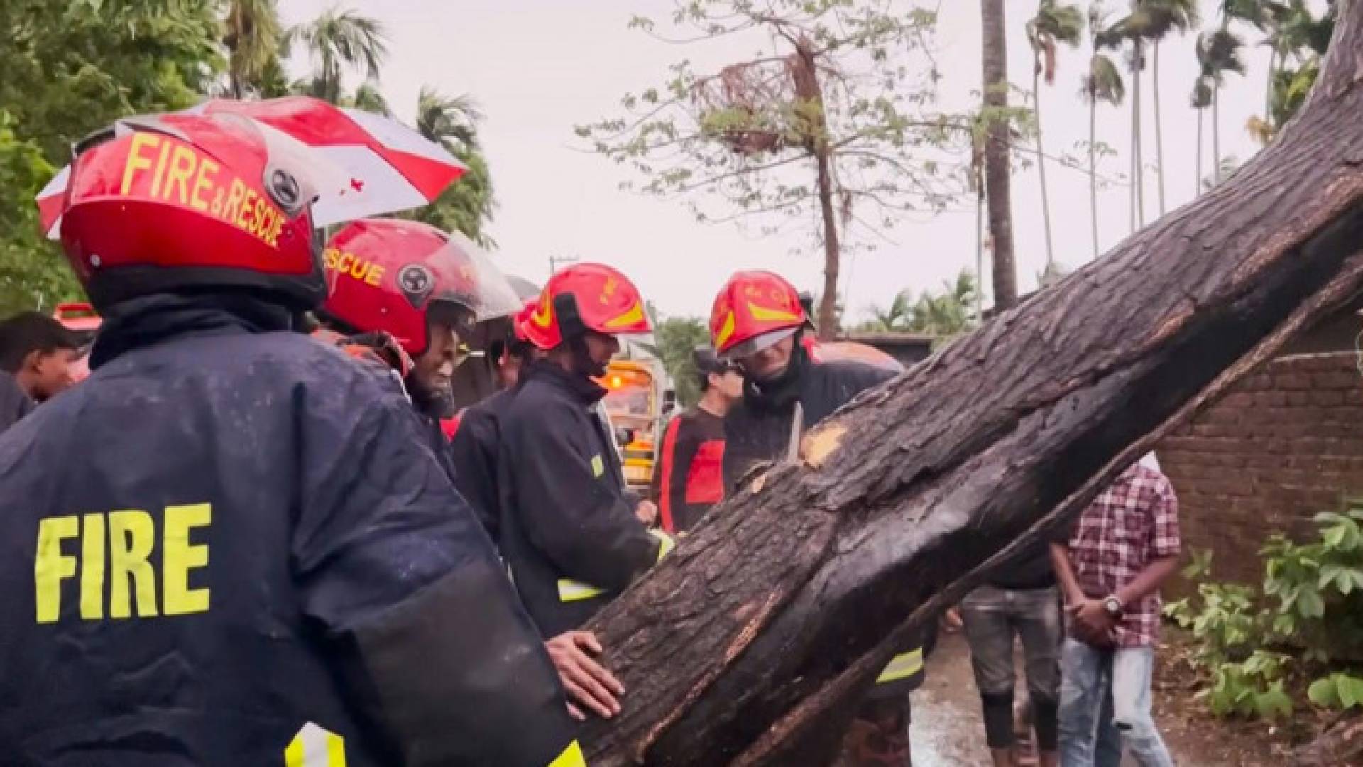 Image 1 from gallery