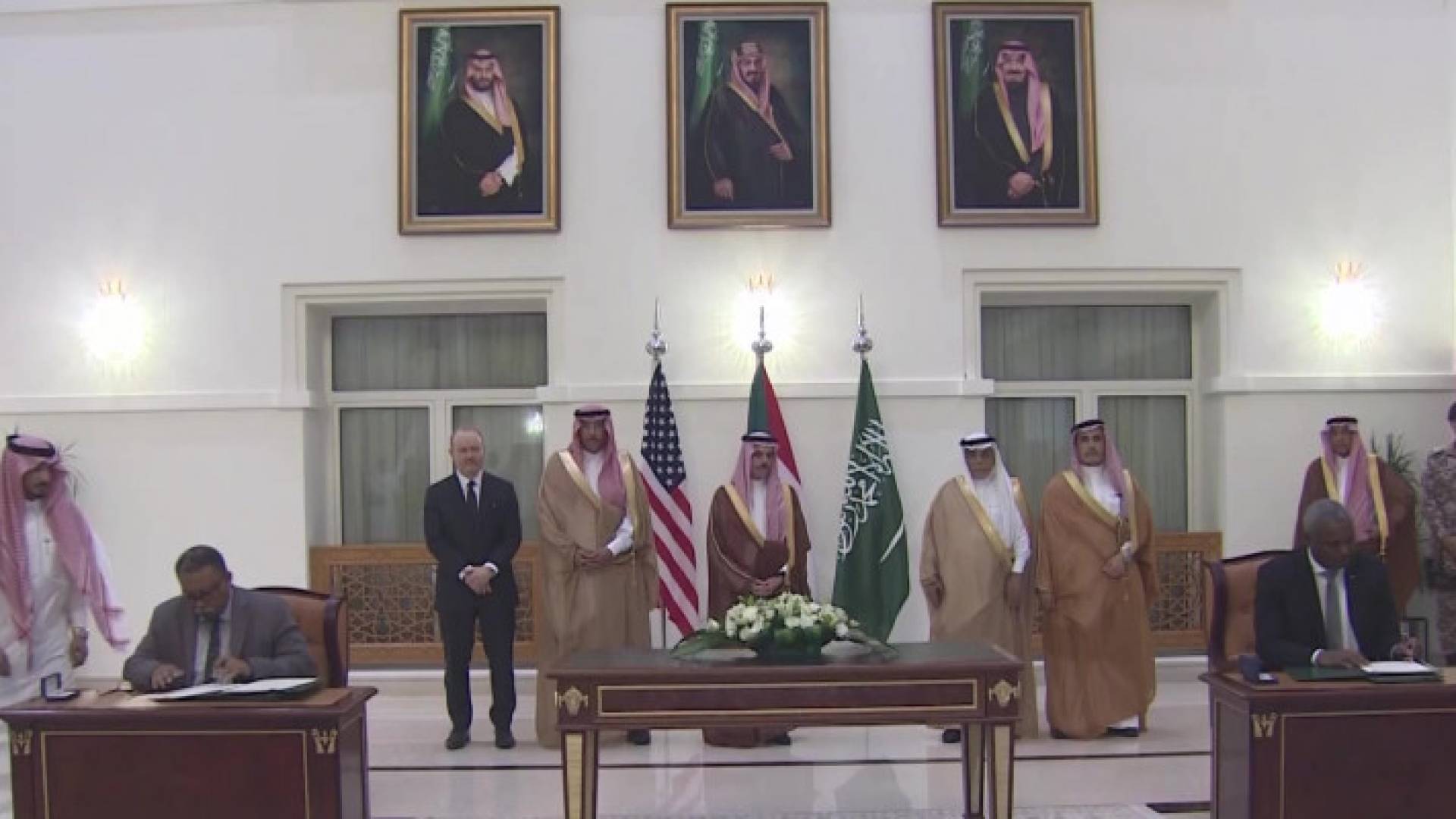 Image 1 from gallery