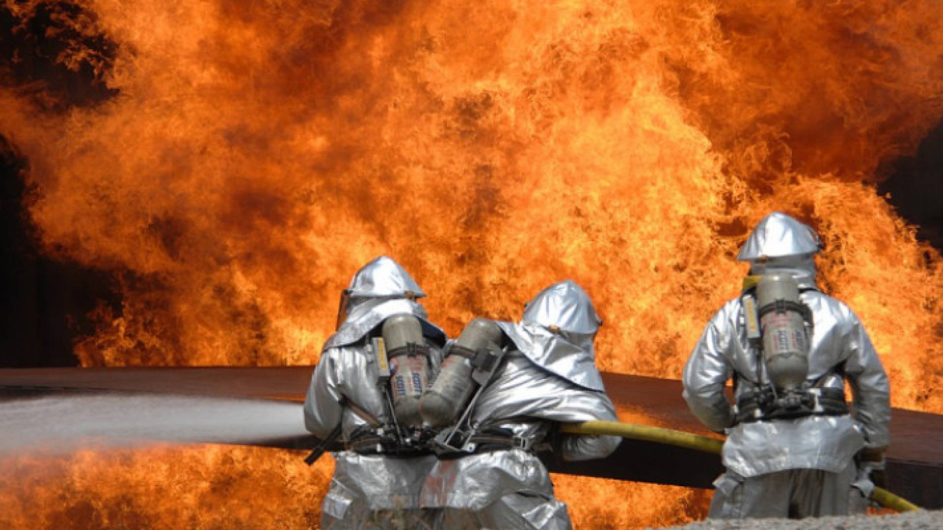 Image 1 from gallery