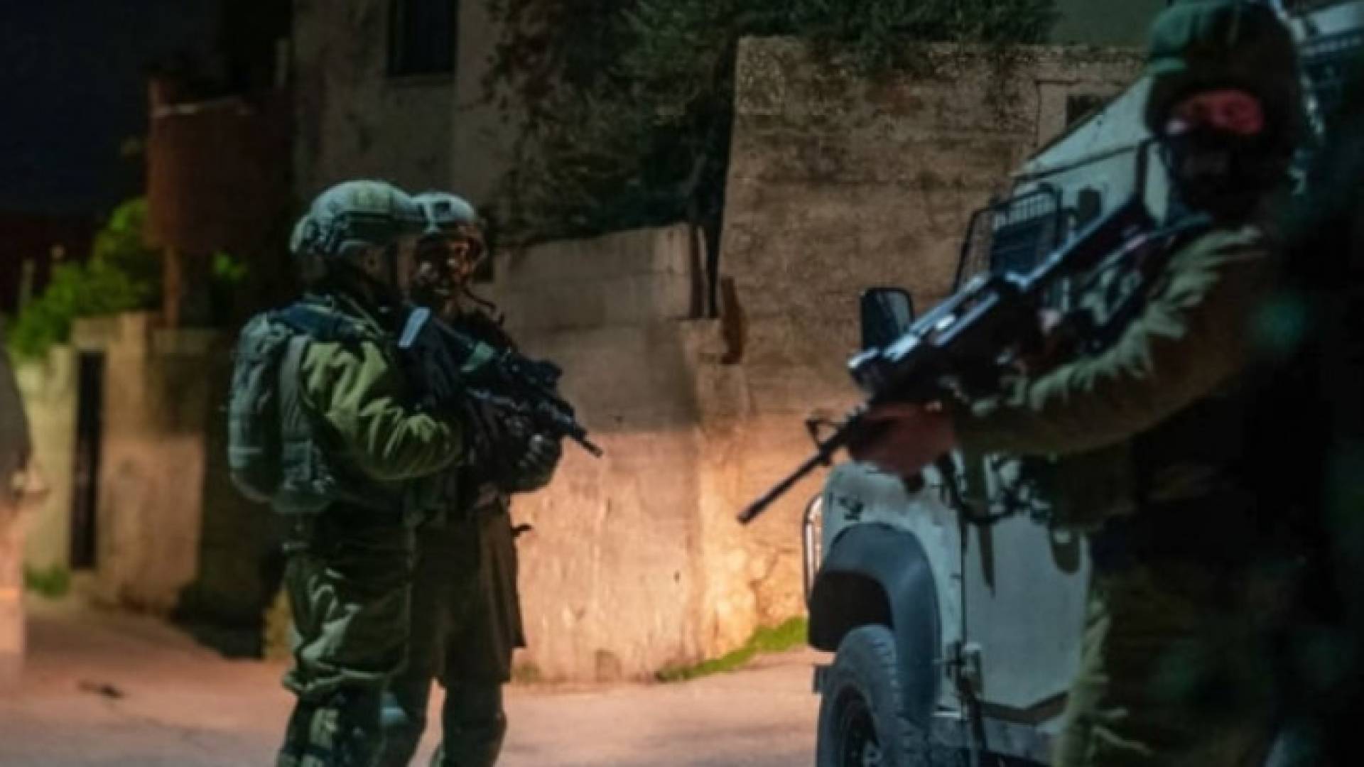 Image 1 from gallery