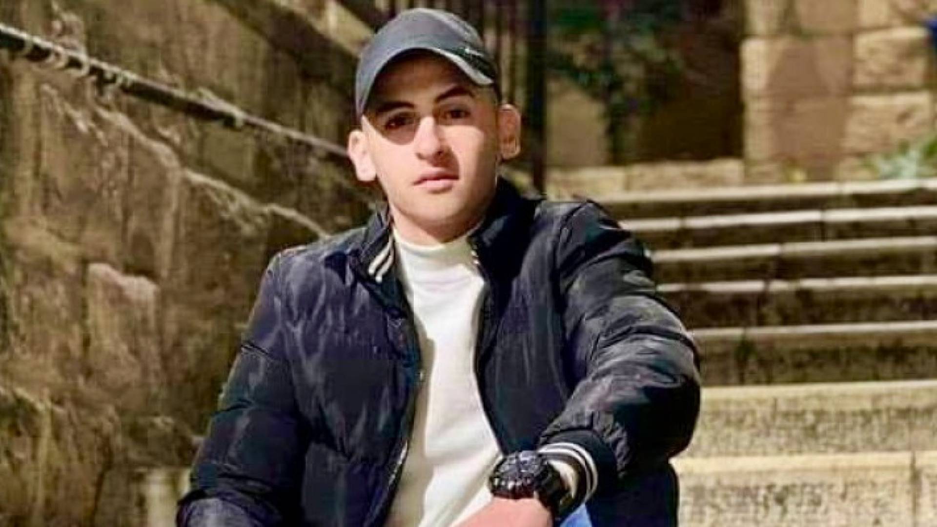 Image 1 from gallery