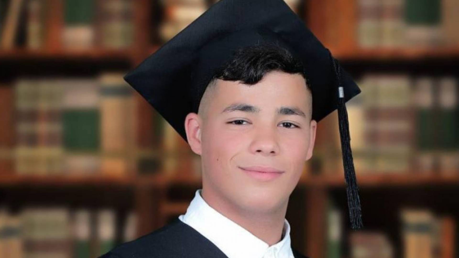 Image 1 from gallery