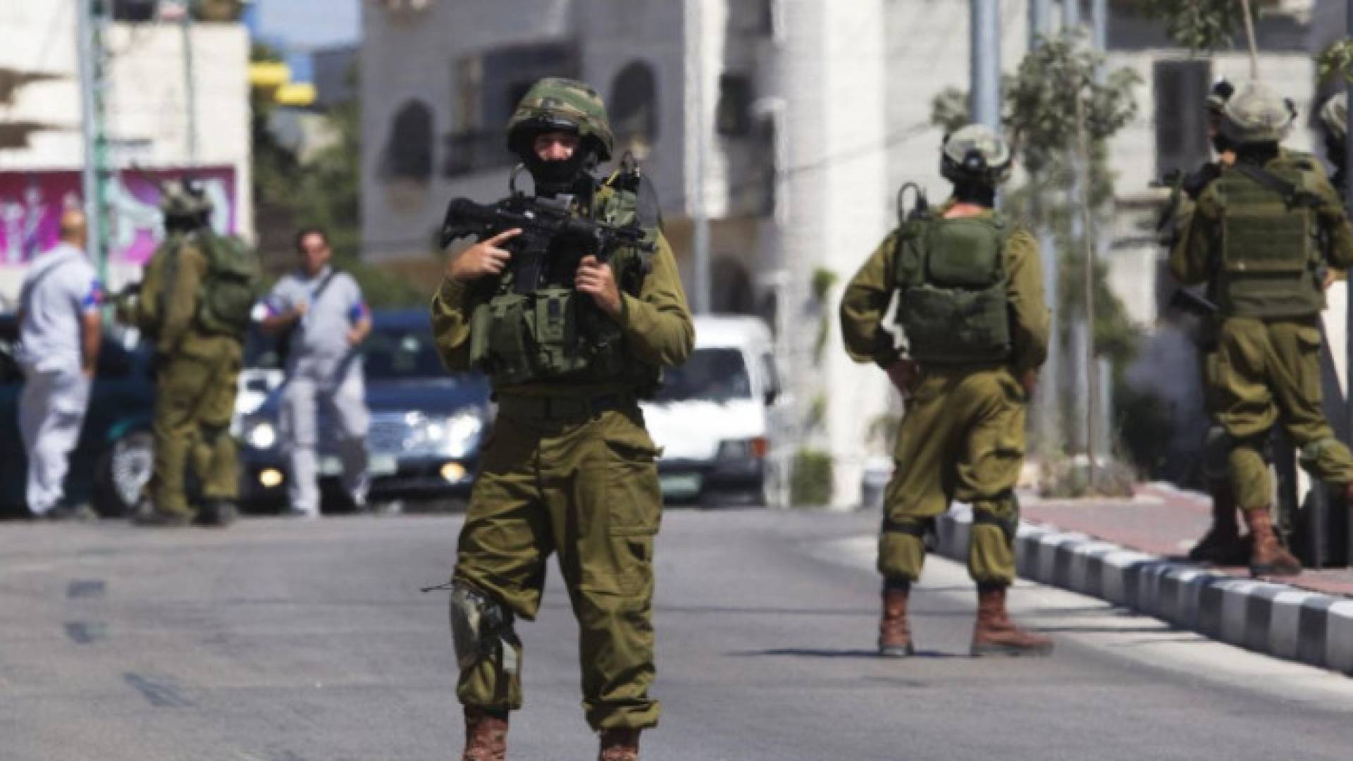 Image 1 from gallery