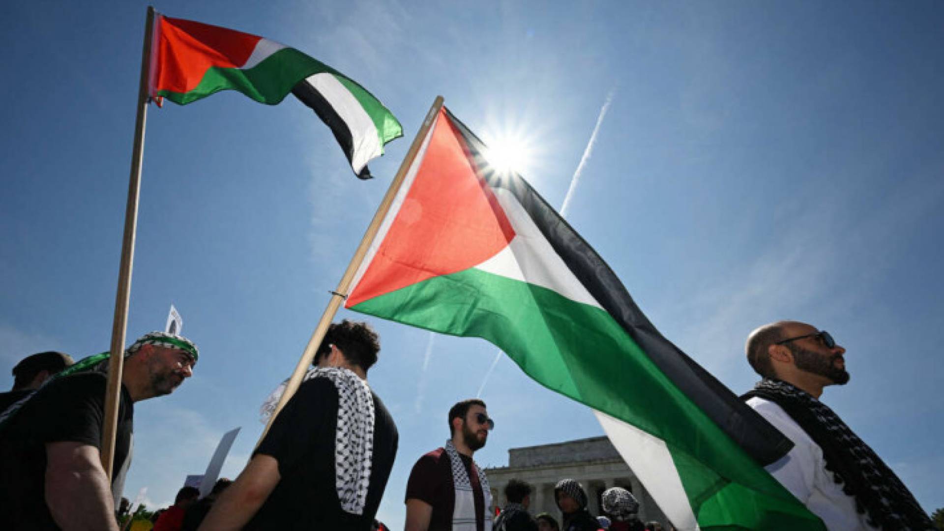 Image 1 from gallery