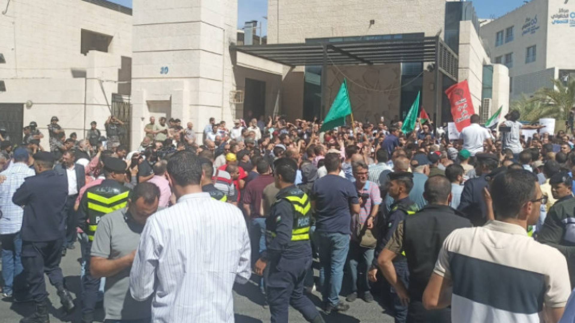 Image 1 from gallery