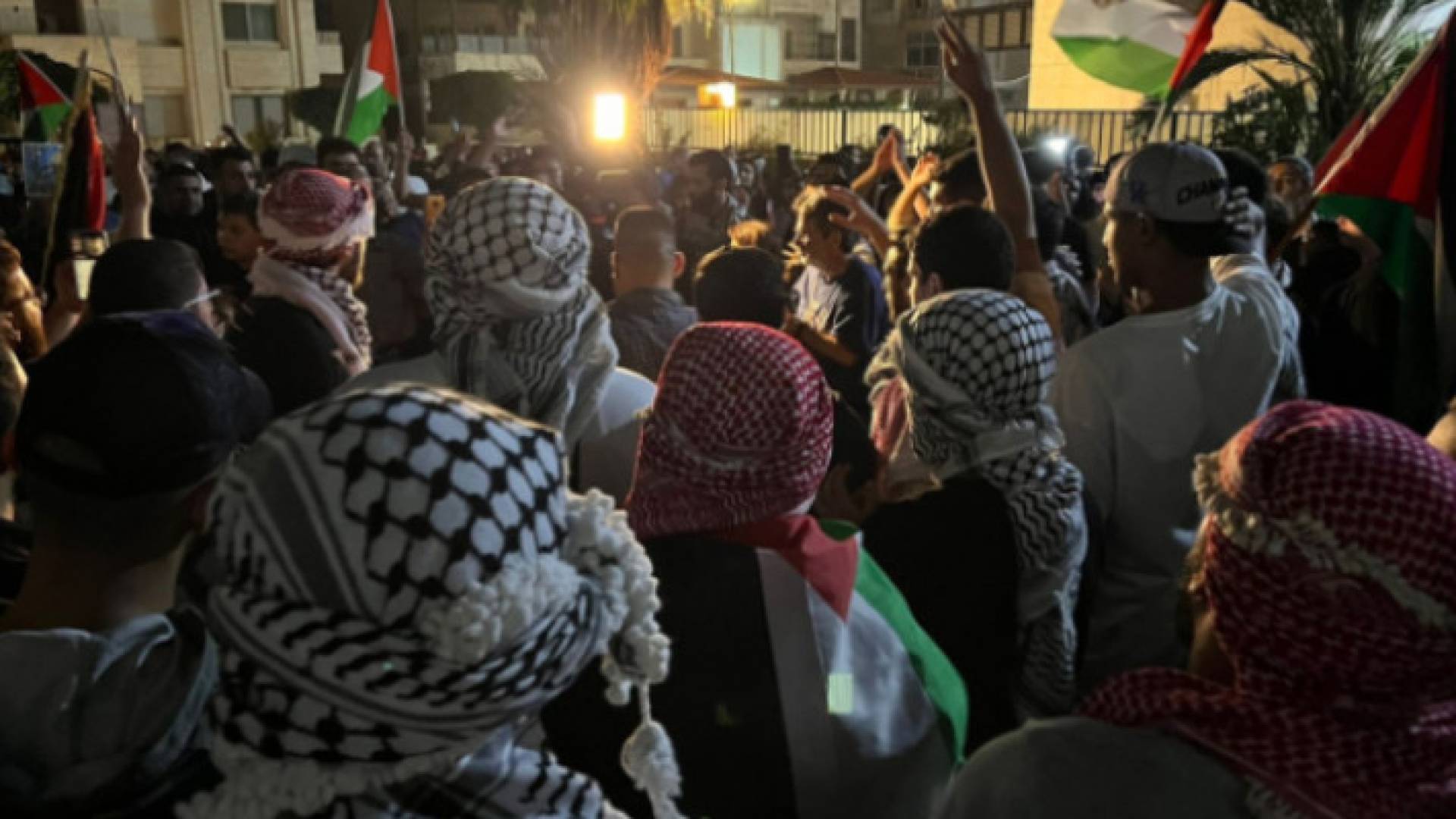 Image 1 from gallery