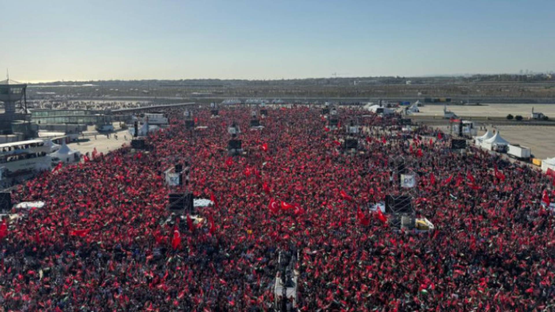 Image 1 from gallery